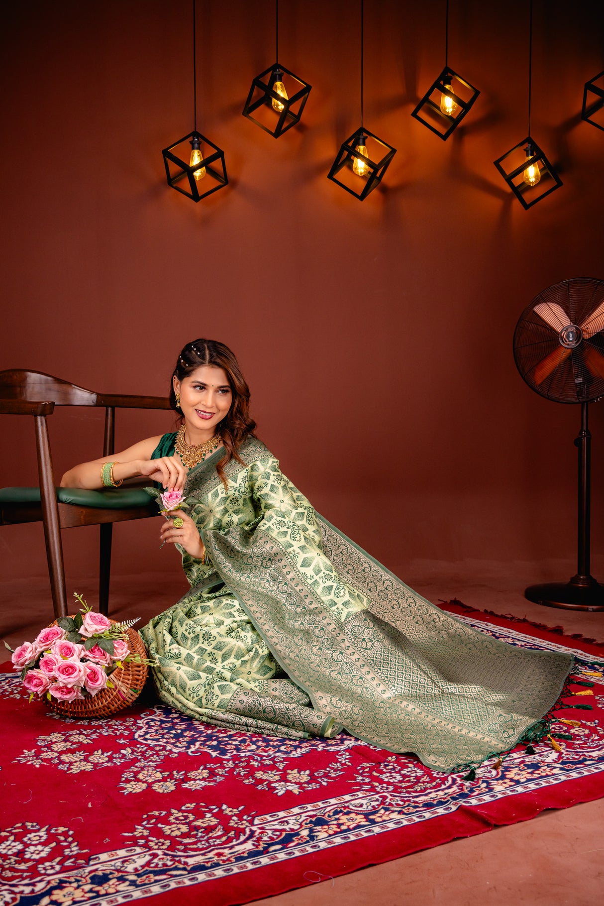 Mimosa Women's Woven Design Kanjivaram Style Art Silk Saree With Blouse Piece : SA00001587PSFREE