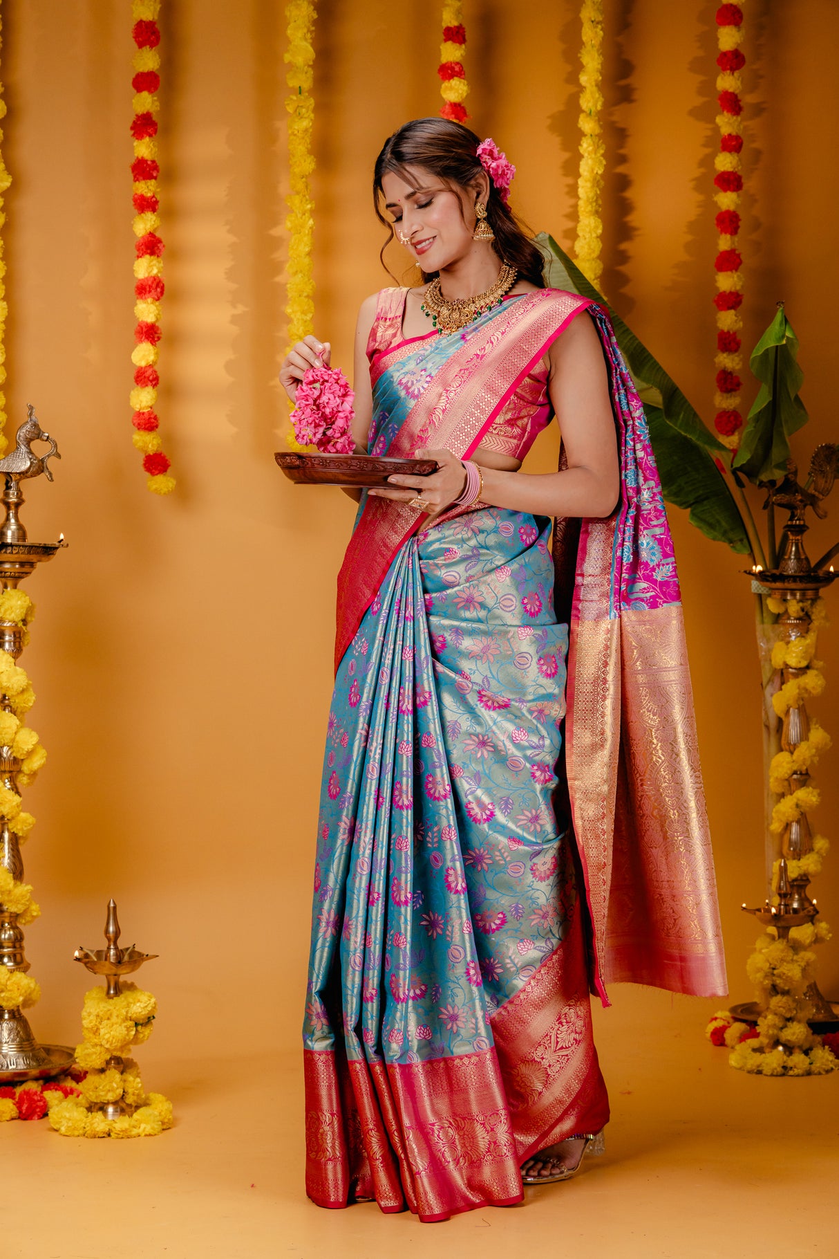 Mimosa Women's Woven Design Kanjivaram Style Art Silk Saree With Blouse Piece : SA00001827ANFREE