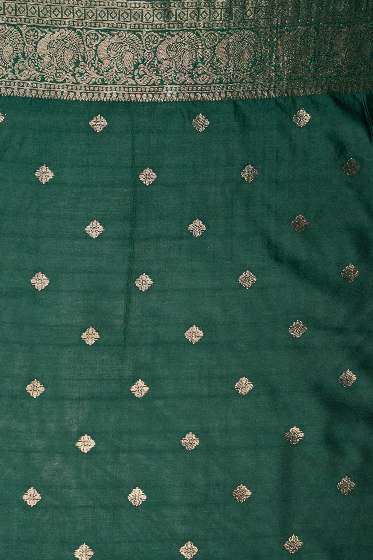 Mimosa Women's Woven Design Kanjivaram Style Art Silk Saree With Blouse Piece : SA00001623GRNFREE