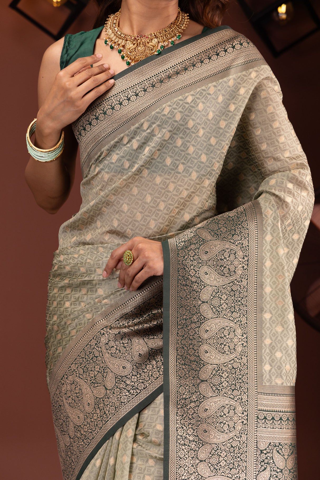 Mimosa Women's Woven Design Kanjivaram Style Art Silk Saree With Blouse Piece : SA00001612PSFREE