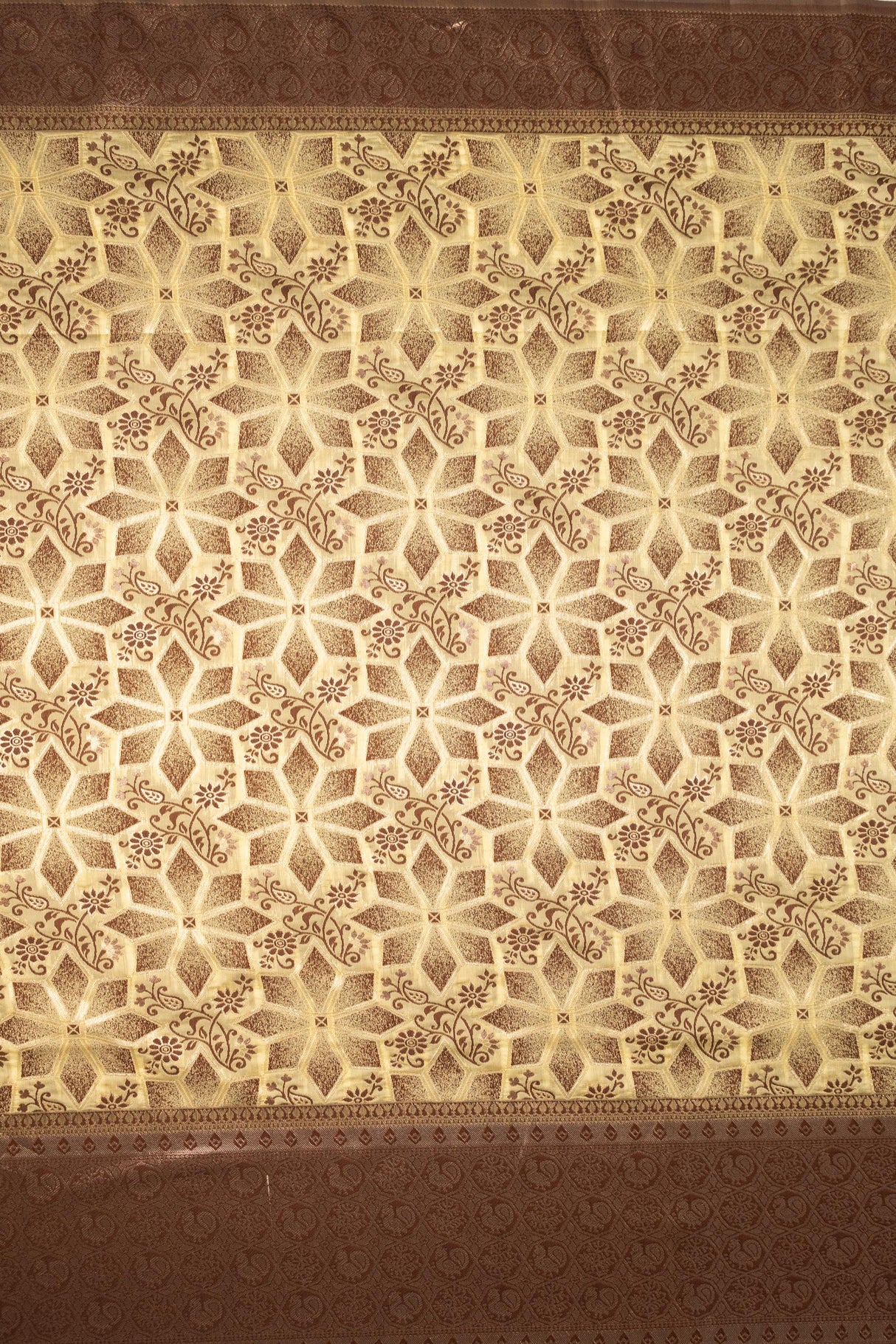 Mimosa Women's Woven Design Kanjivaram Style Art Silk Saree With Blouse Piece : SA00001587YLWFREE