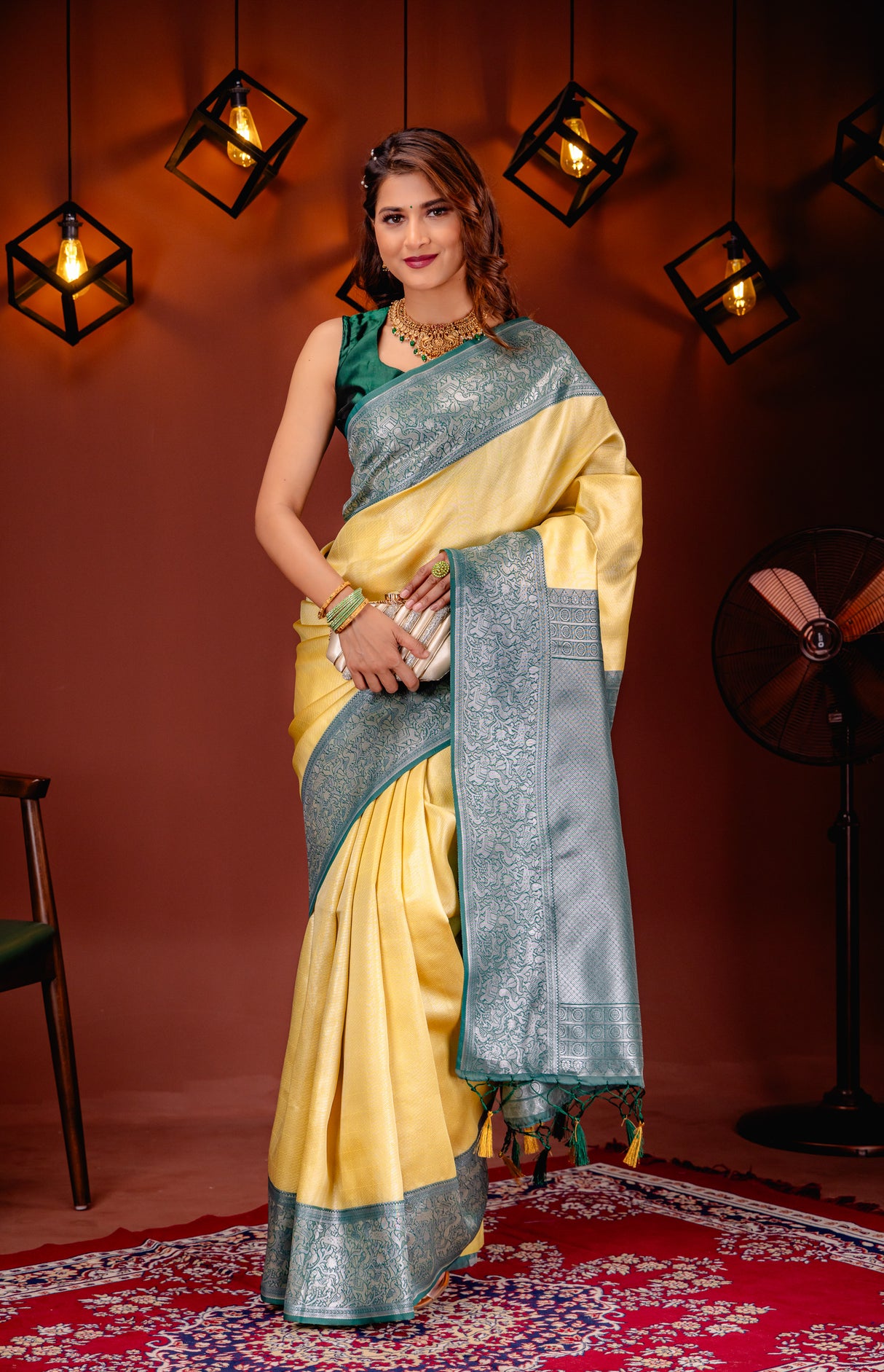 Mimosa Women's Woven Design Kanjivaram Style Art Silk Saree With Blouse Piece : SA00001761GDFREE