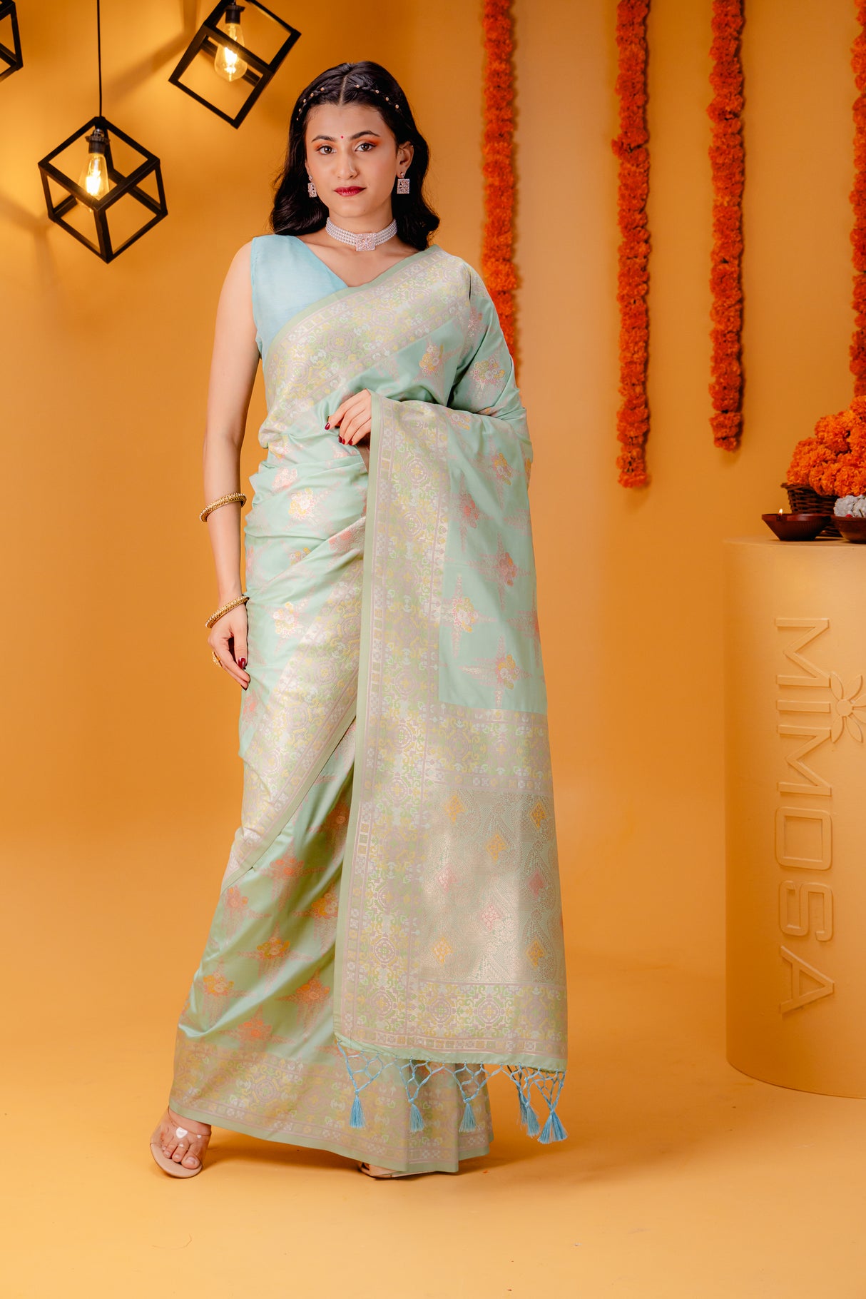 Mimosa Women's Woven Design Kanjivaram Style Art Silk Saree With Blouse Piece : SA00001663RMFREE
