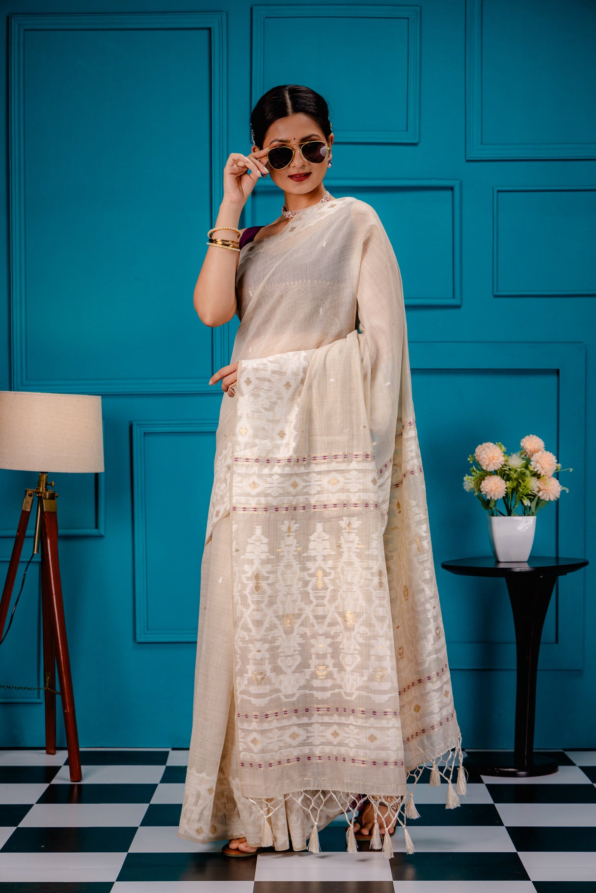 Mimosa Women's Woven Design Kanjivaram Style Art Silk Saree With Blouse Piece : SA00001734WNFREE