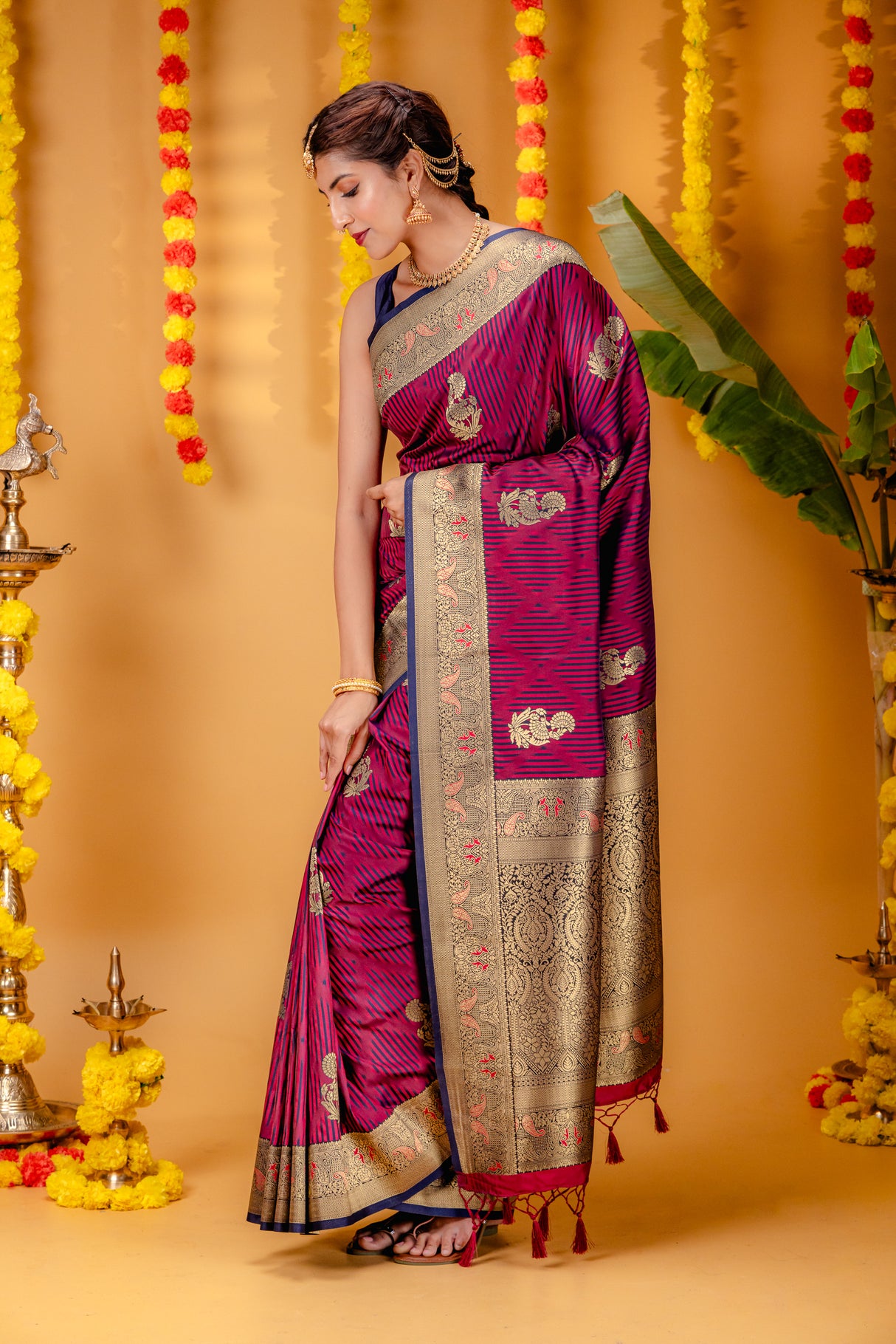 Mimosa Women's Woven Design Kanjivaram Style Art Silk Saree With Blouse Piece : SA00001648WNFREE