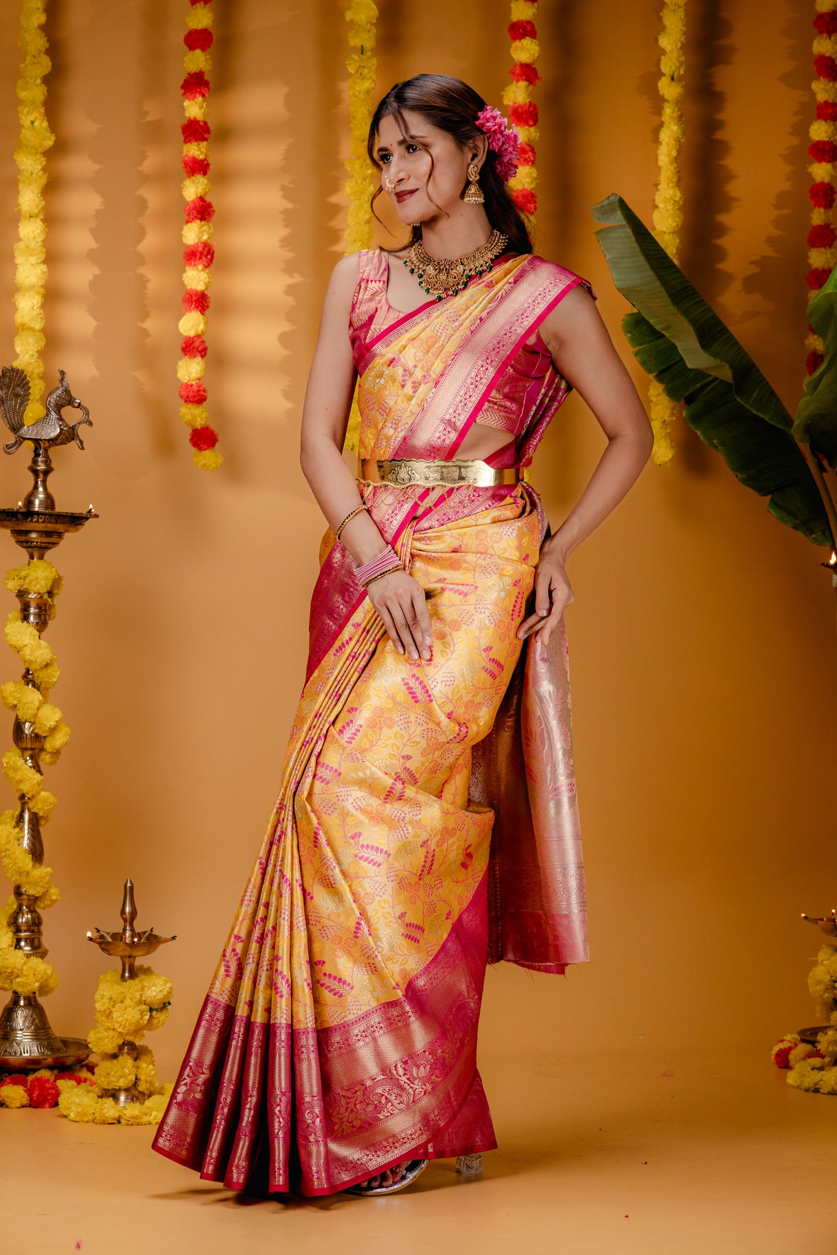 Mimosa Women's Woven Design Kanjivaram Style Art Silk Saree With Blouse Piece : SA00001812GDFREE