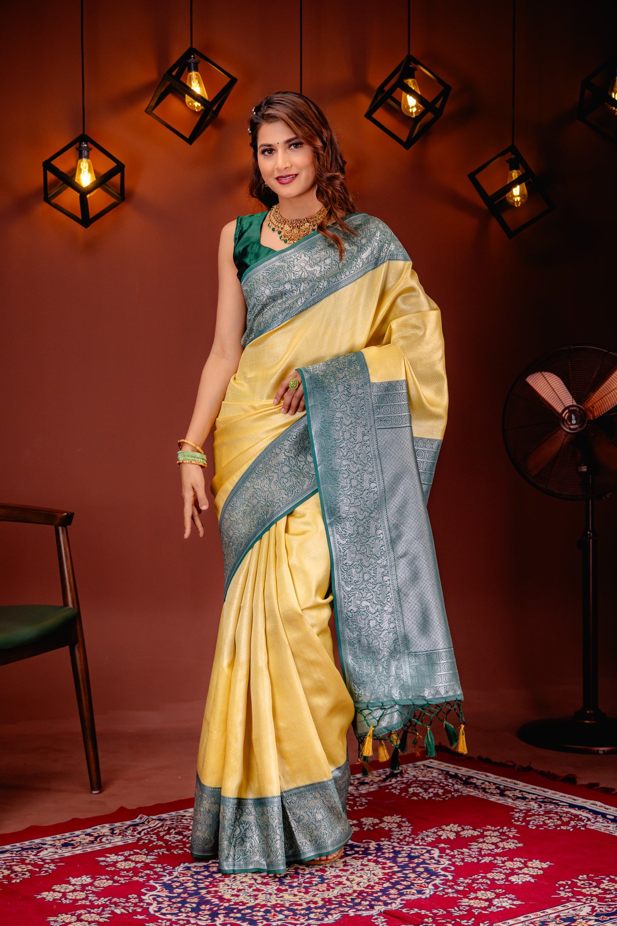 Mimosa Women's Woven Design Kanjivaram Style Art Silk Saree With Blouse Piece : SA00001761GDFREE