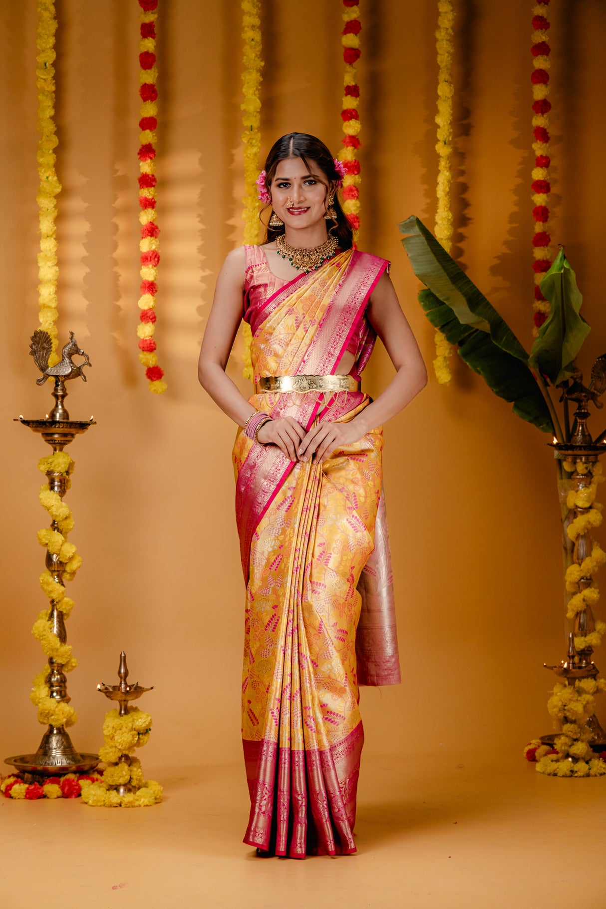 Mimosa Women's Woven Design Kanjivaram Style Art Silk Saree With Blouse Piece : SA00001812GDFREE