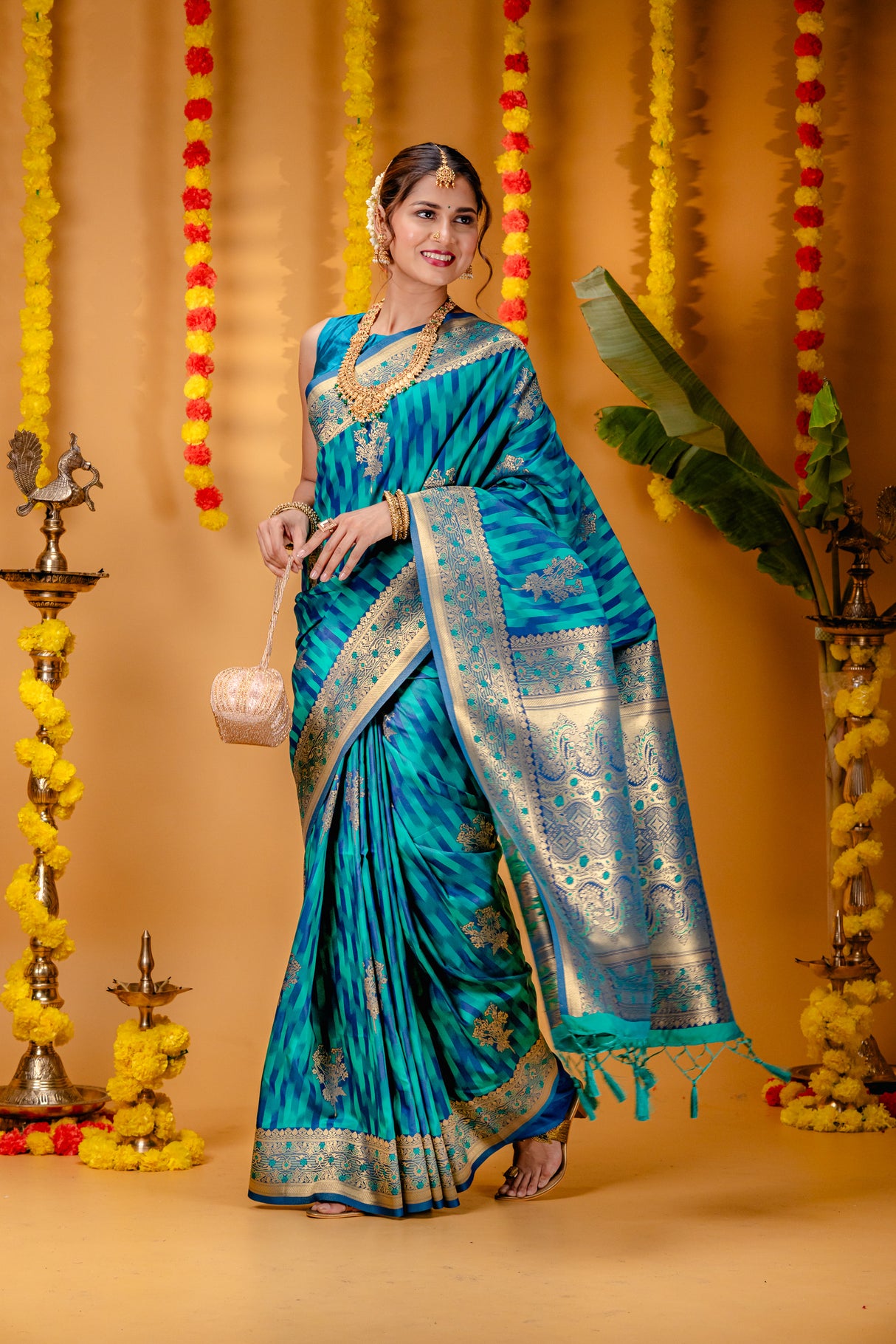 Mimosa Women's Woven Design Kanjivaram Style Art Silk Saree With Blouse Piece : SA00001647RMFREE