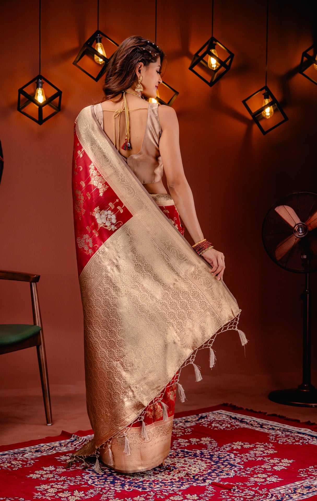 Mimosa Women's Woven Design Kanjivaram Style Art Silk Saree With Blouse Piece : SA00001736MRFREE