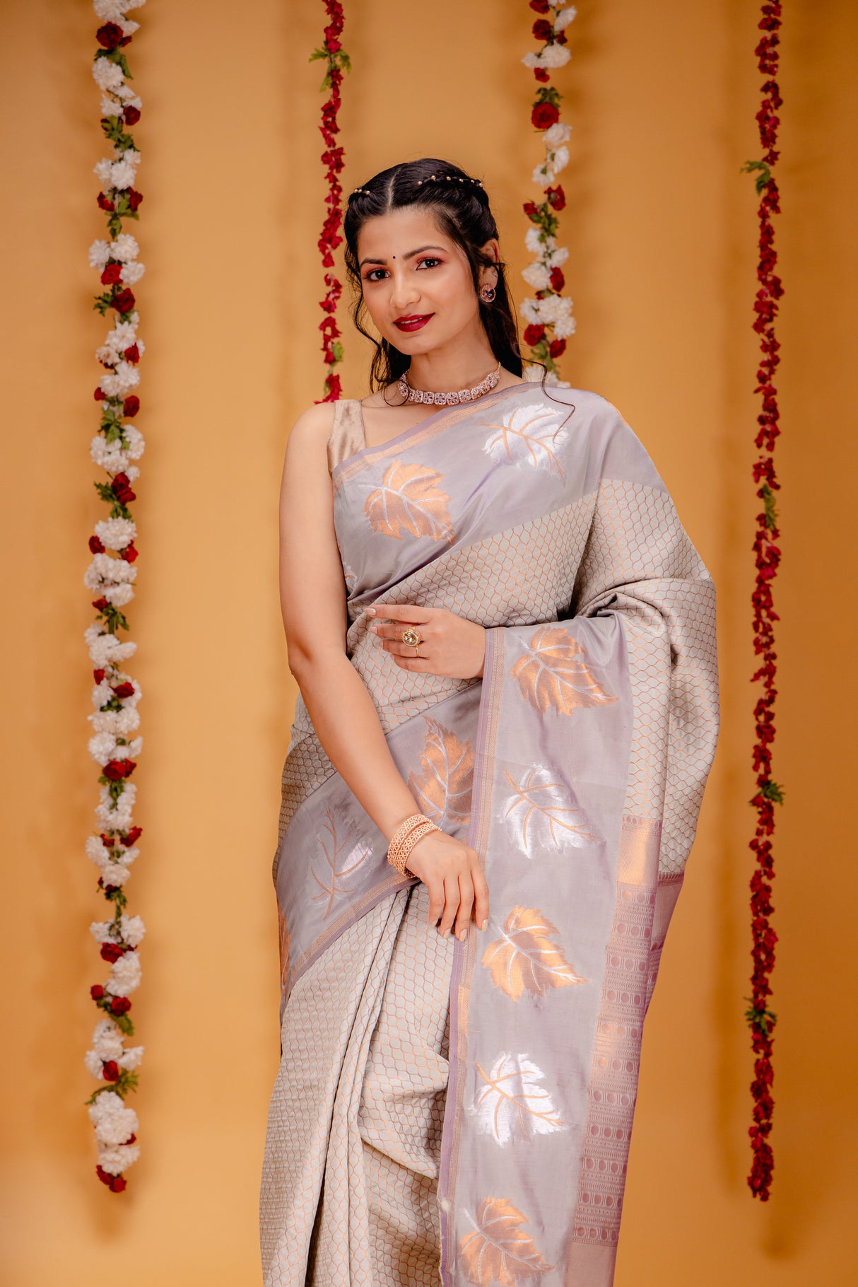 Mimosa Women's Woven Design Kanjivaram Style Art Silk Saree With Blouse Piece : SA00001760GYFREE