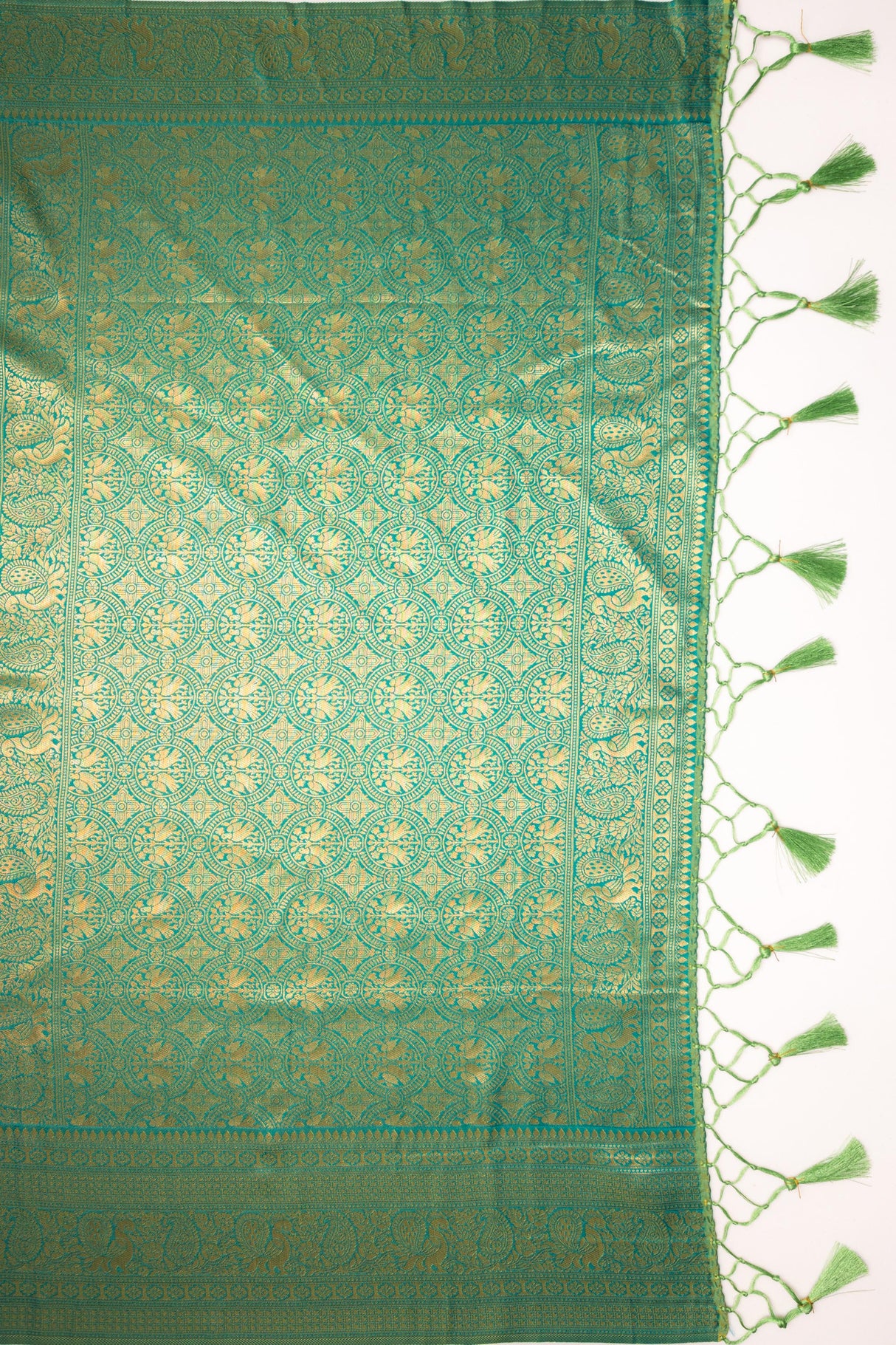 Mimosa Women's Woven Design Kanjivaram Style Art Silk Saree With Blouse Piece : SA00001783GDFREE