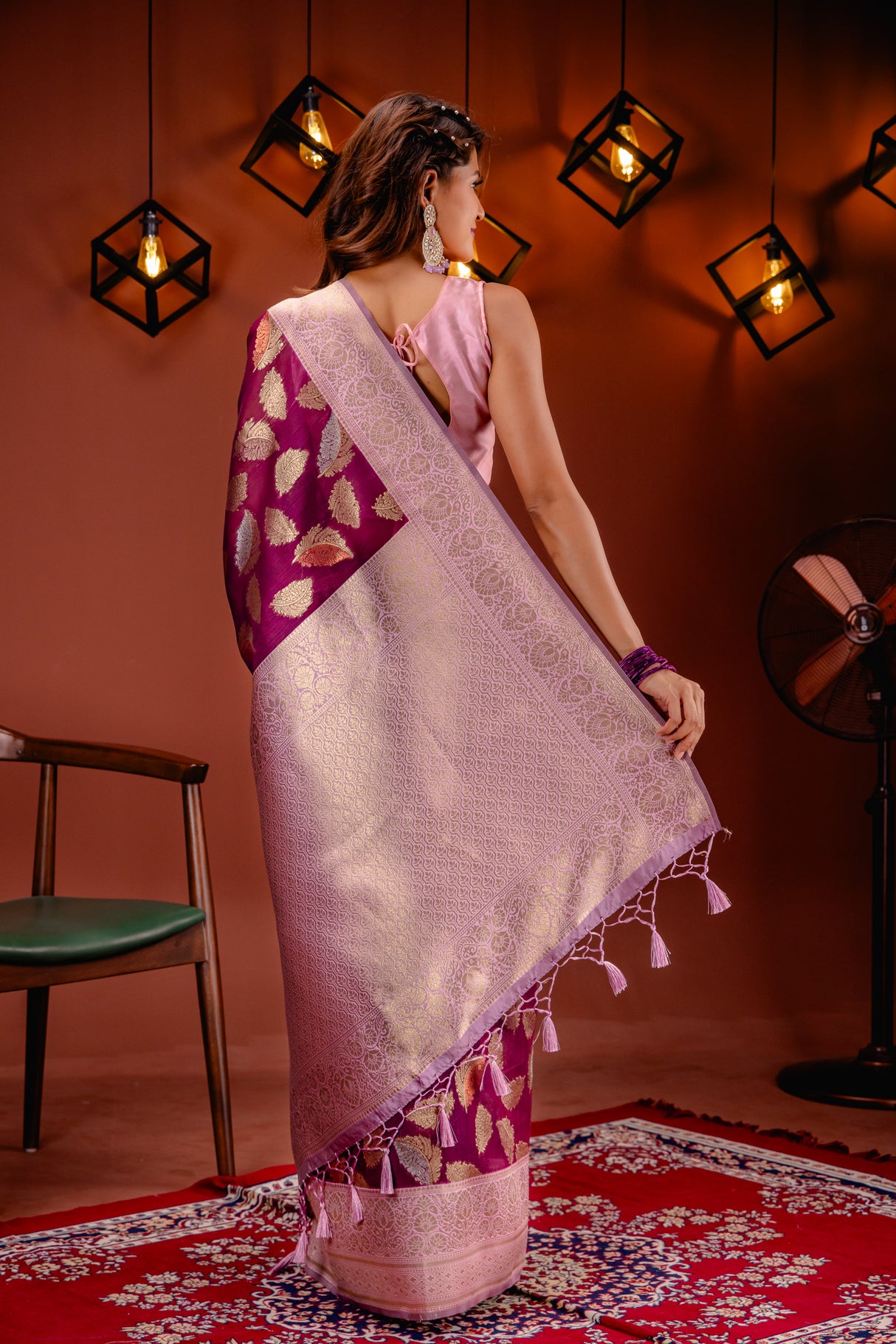 Mimosa Women's Woven Design Kanjivaram Style Art Silk Saree With Blouse Piece : SA00001742WNFREE