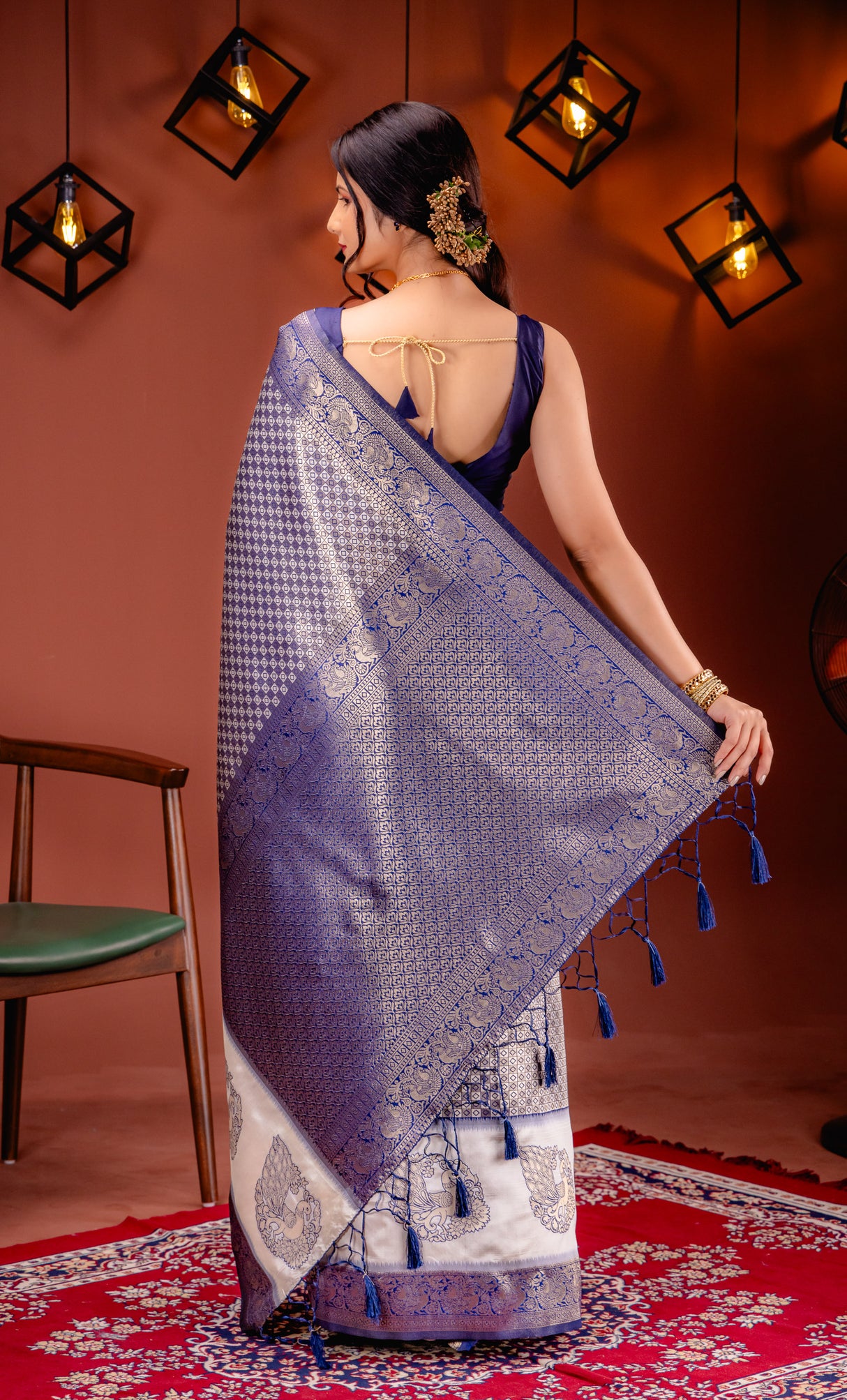 Mimosa Women's Woven Design Kanjivaram Style Art Silk Saree With Blouse Piece : SA00001623NVFREE