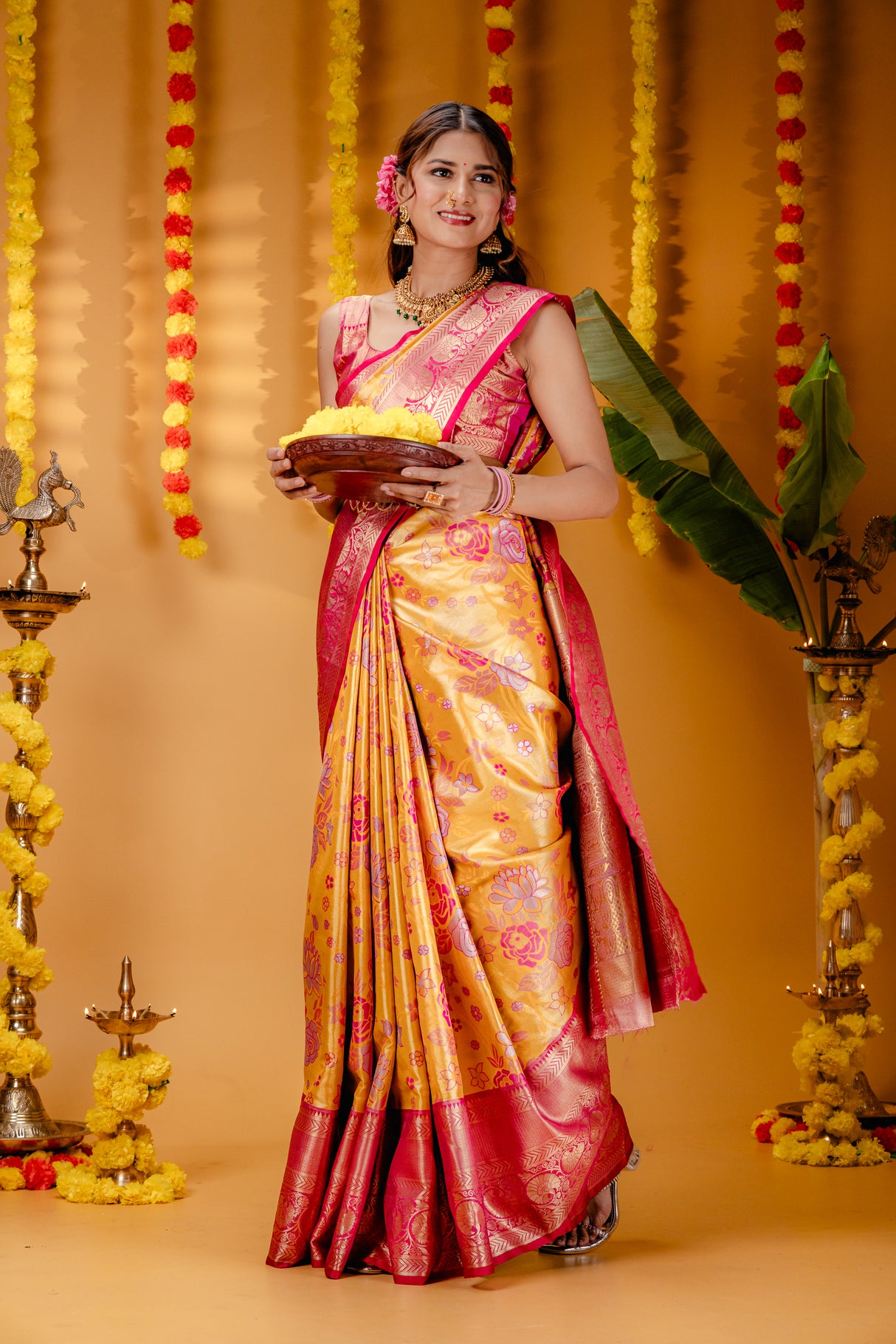 Mimosa Women's Woven Design Kanjivaram Style Art Silk Saree With Blouse Piece : SA00001820GDFREE