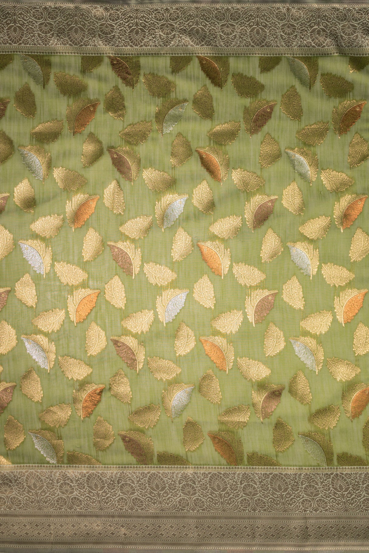 Mimosa Women's Woven Design Kanjivaram Style Art Silk Saree With Blouse Piece : SA00001742OLFREE