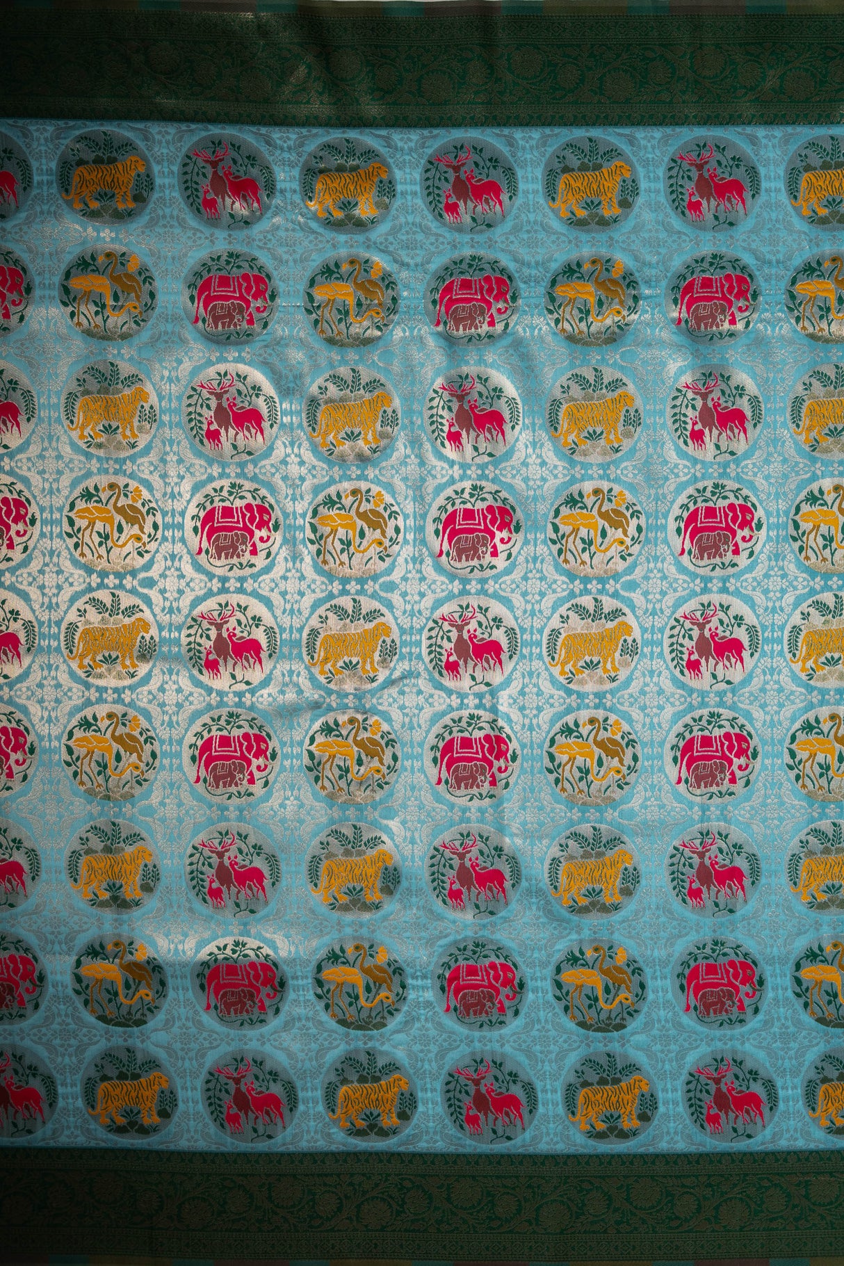 Mimosa Women's Woven Design Patola Style Art Silk Saree With Blouse Piece : SA00001656SFFREE