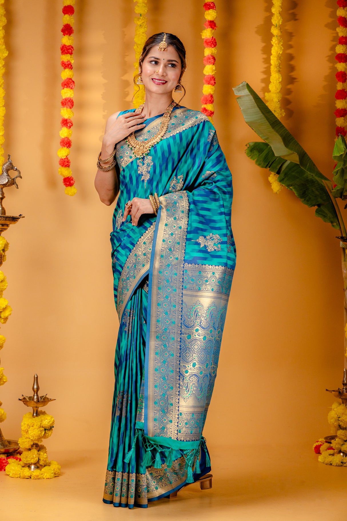 Mimosa Women's Woven Design Kanjivaram Style Art Silk Saree With Blouse Piece : SA00001647RMFREE