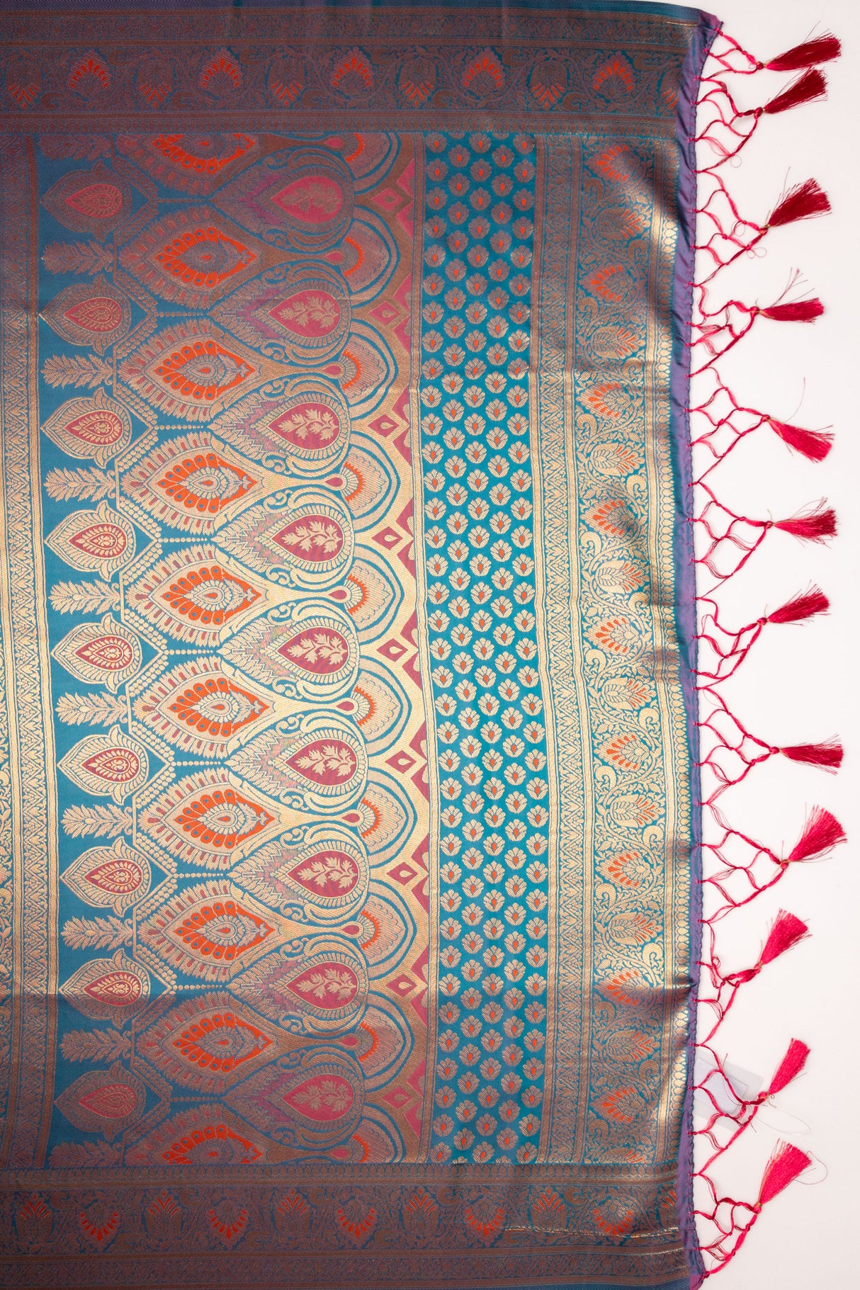 Mimosa Women's Woven Design Kanjivaram Style Art Silk Saree With Blouse Piece : SA00001788GJFREE