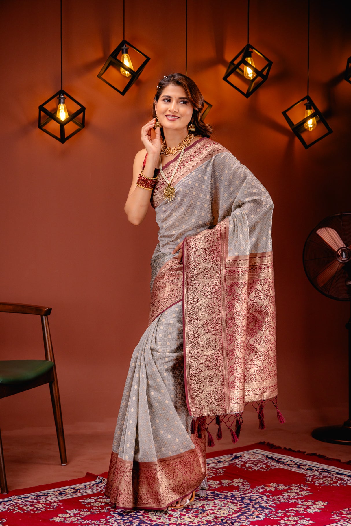 Mimosa Women's Woven Design Kanjivaram Style Art Silk Saree With Blouse Piece : SA00001612BEGFREE