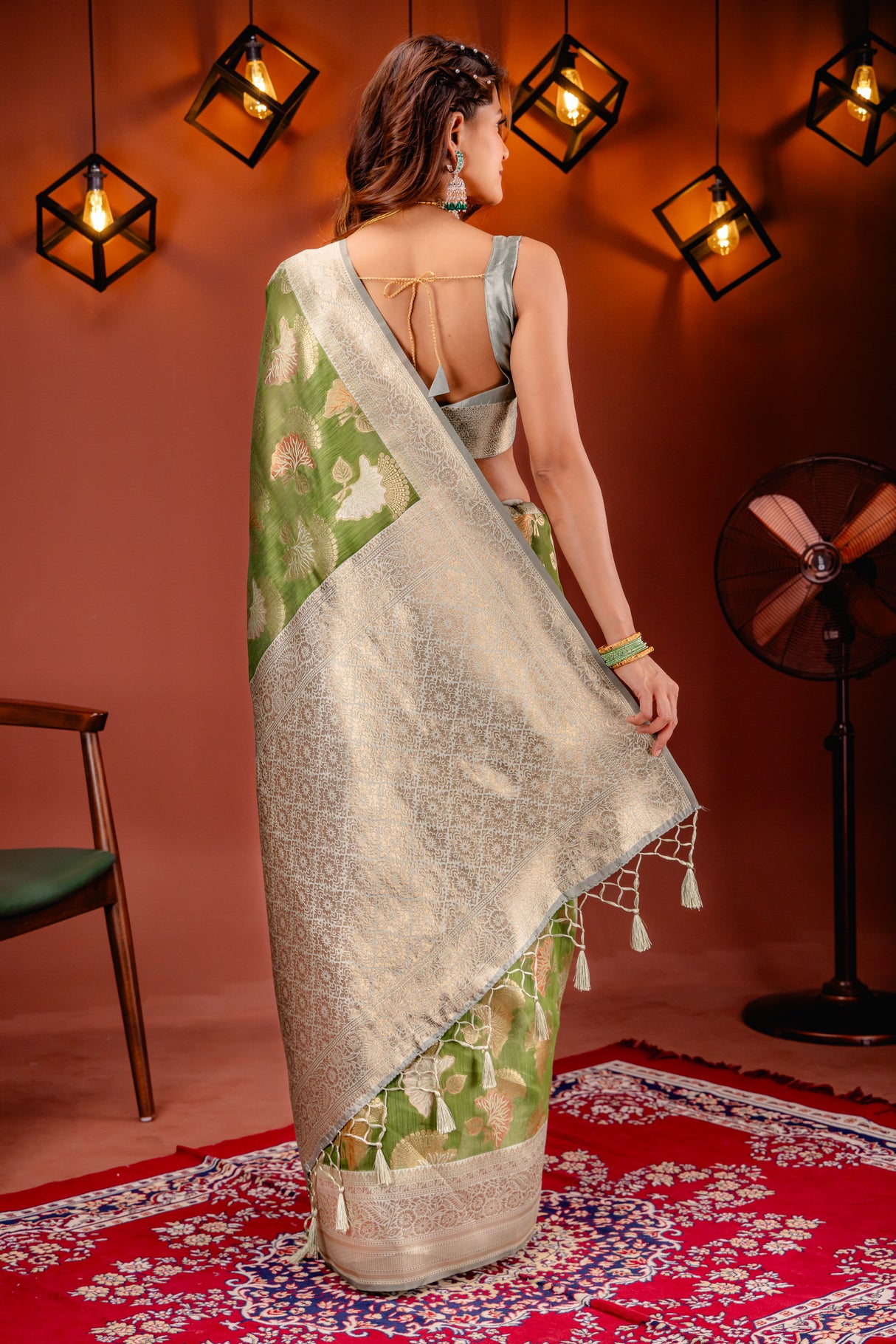 Mimosa Women's Woven Design Kanjivaram Style Art Silk Saree With Blouse Piece : SA00001735OLFREE