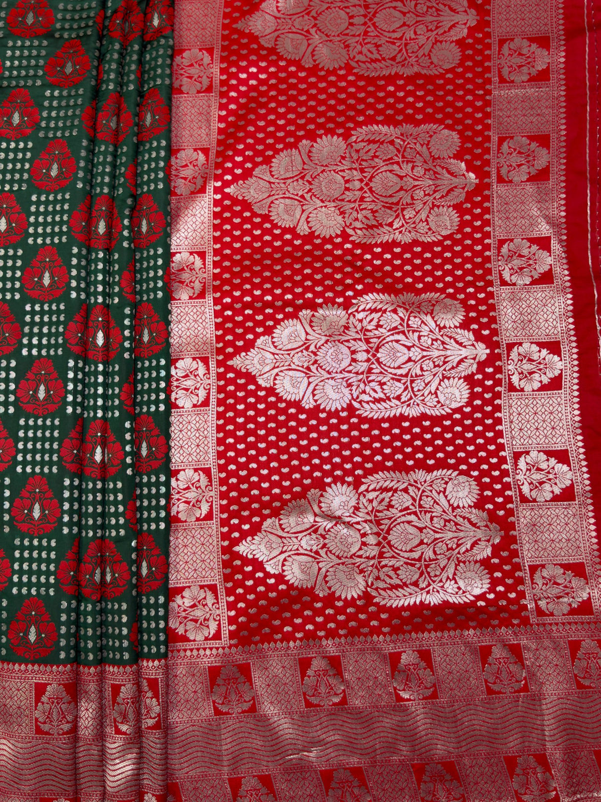 MIMOSA Green Banarasi Art Silk Saree — pallu and zari work detail