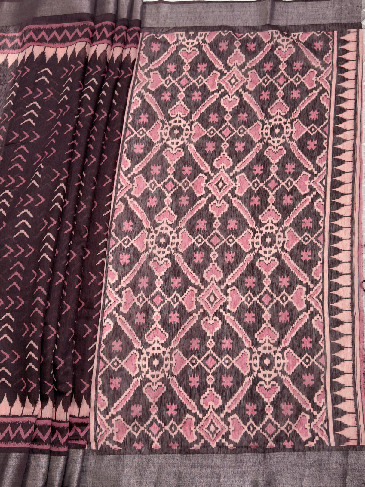 MIMOSA Saree Saree — pallu and zari work detail