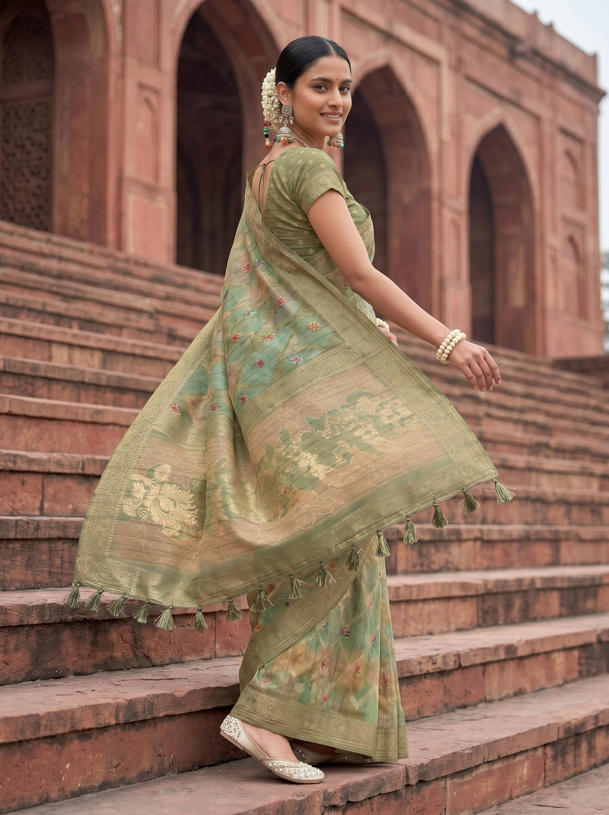 MIMOSA Saree Saree — pose 9 styling detail