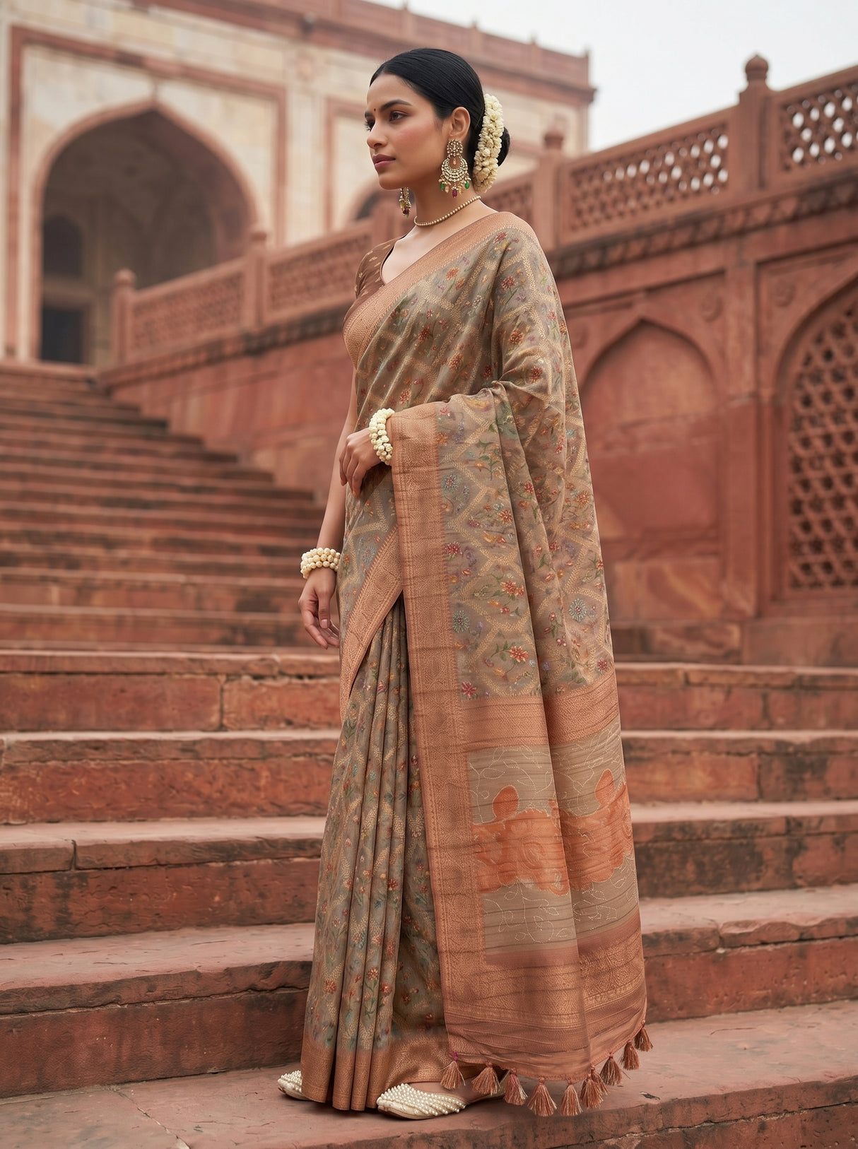 MIMOSA Saree Saree — pose 3 styling detail