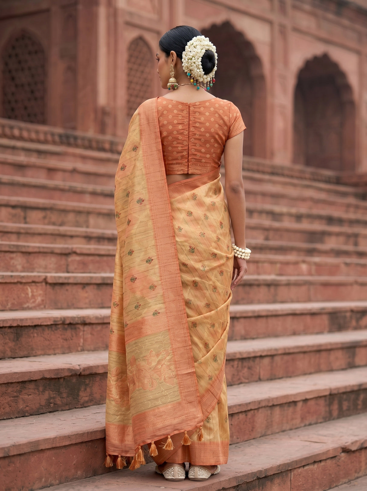 MIMOSA Saree Saree — pose 2 styling detail