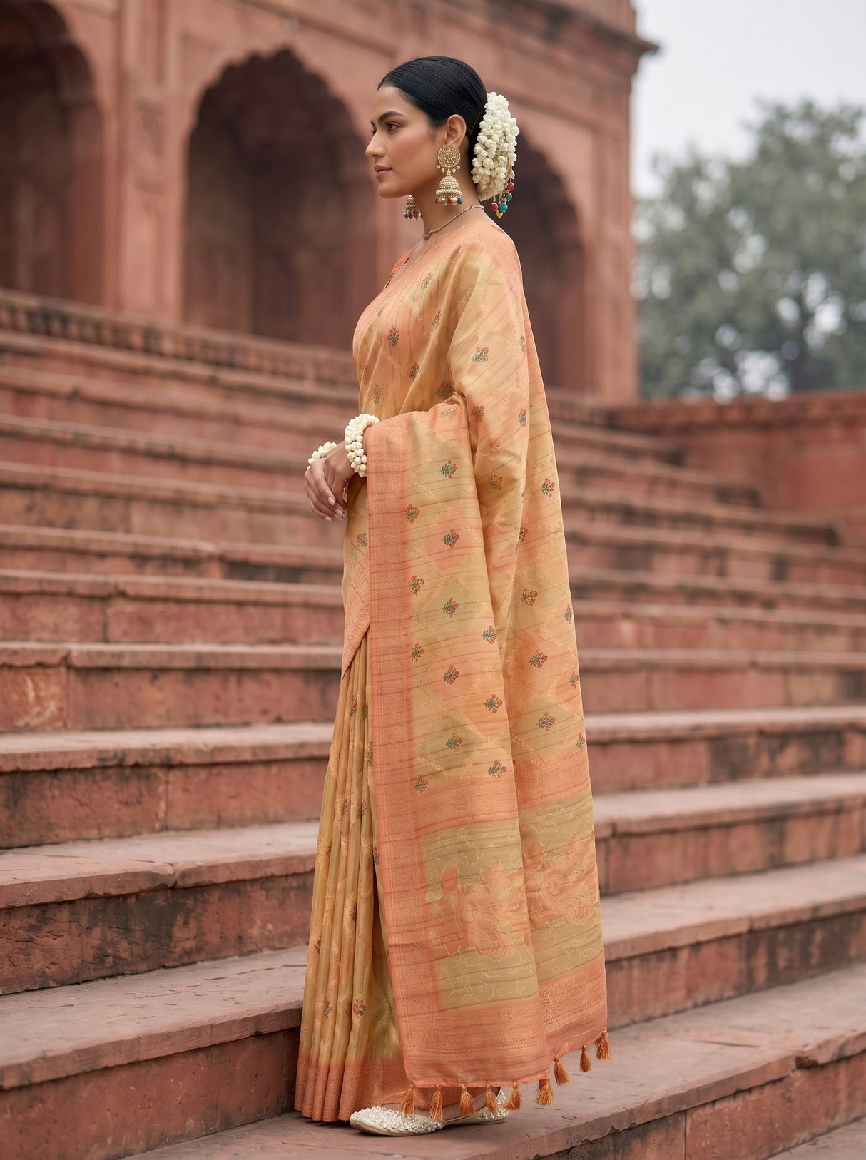 MIMOSA Saree Saree — pose 3 styling detail