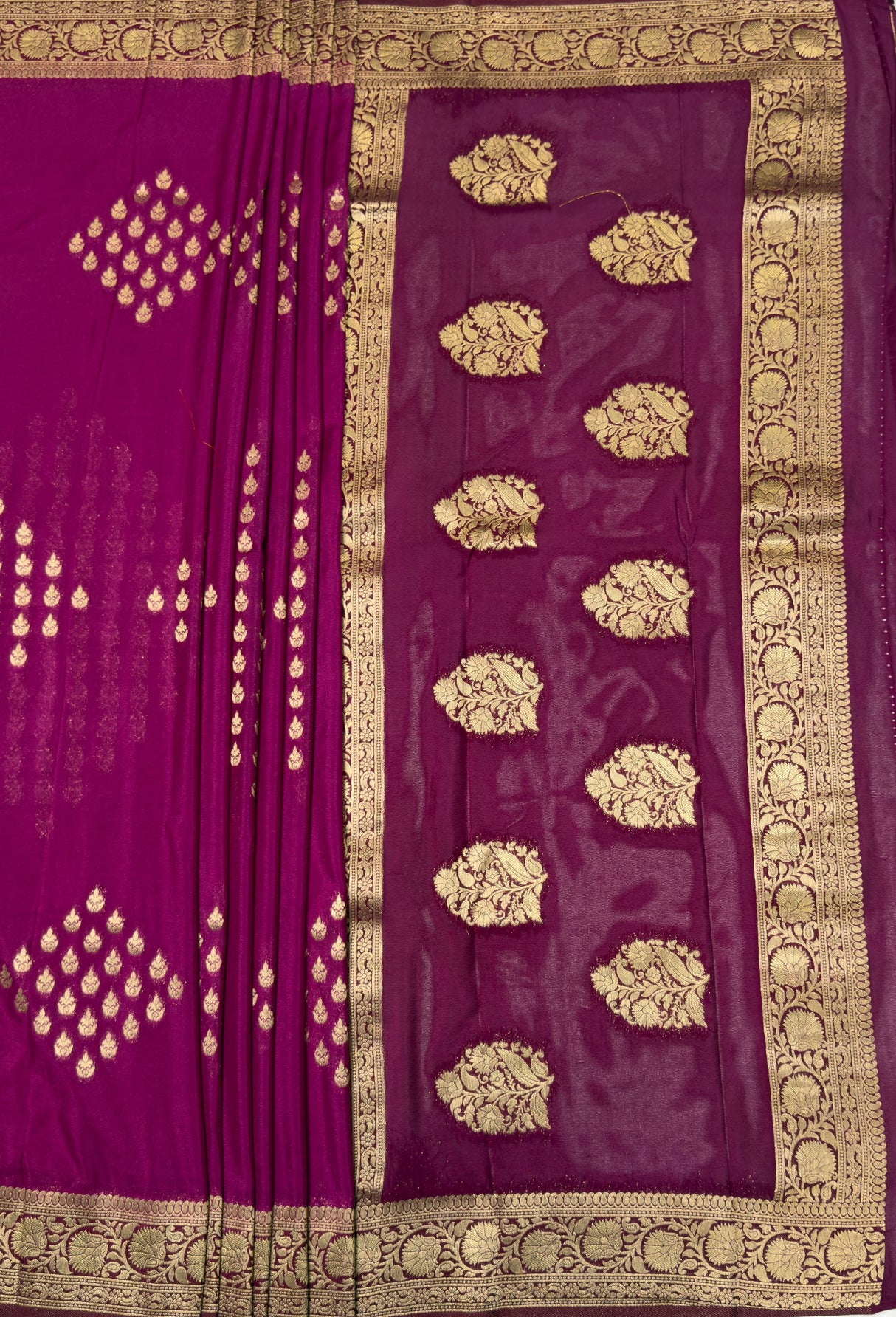 MIMOSA Magenta Mysore Silk crepe Saree β pallu and zari work detail