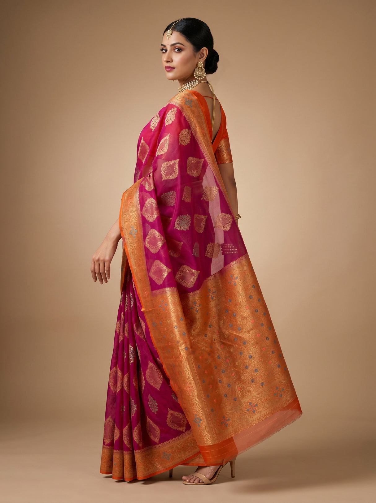 MIMOSA Saree Saree — pose 4 styling detail