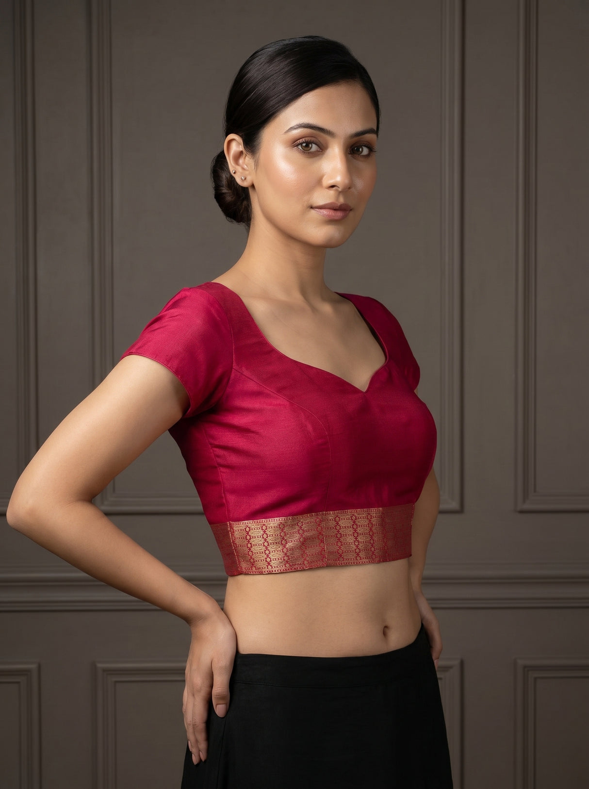 MIMOSA Navy Banarasi Linen Saree β blouse close-up