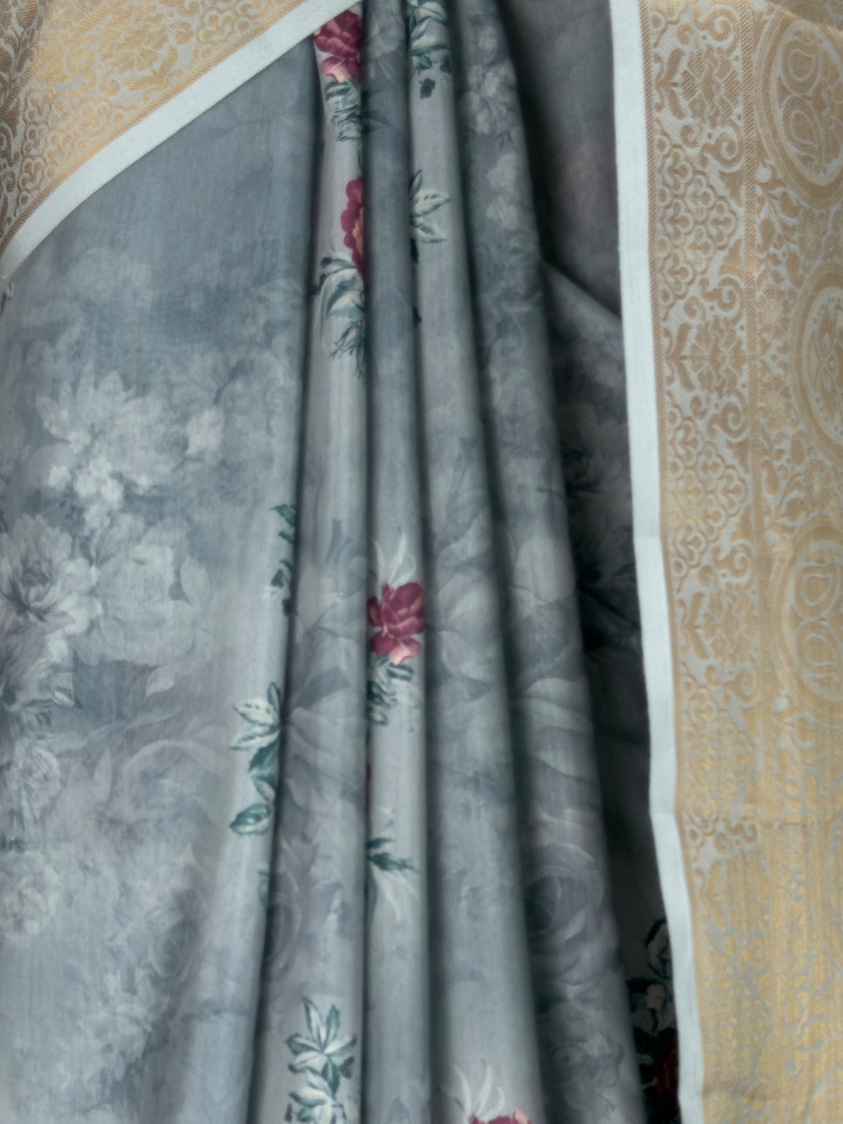MIMOSA Saree Saree — fleets shot full lifestyle