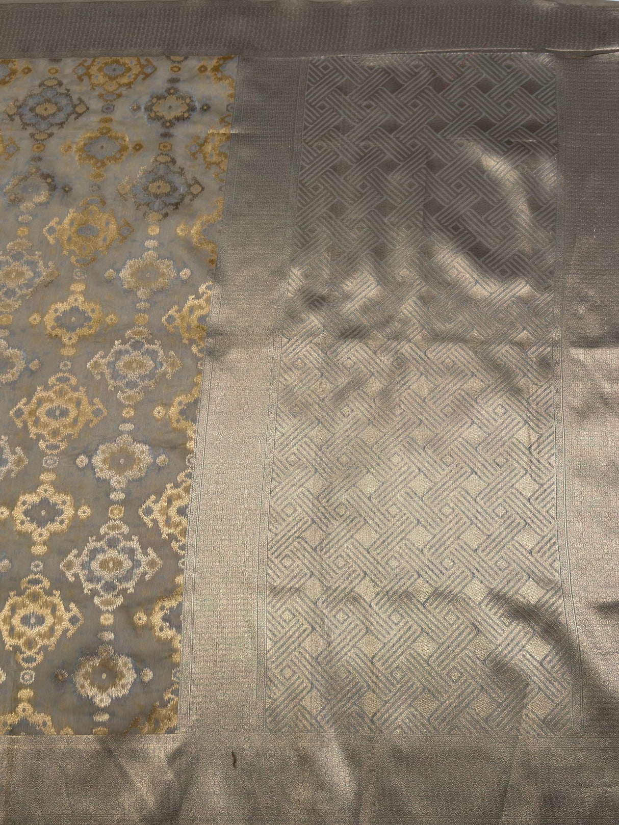 MIMOSA Saree Saree — pallu and zari work detail