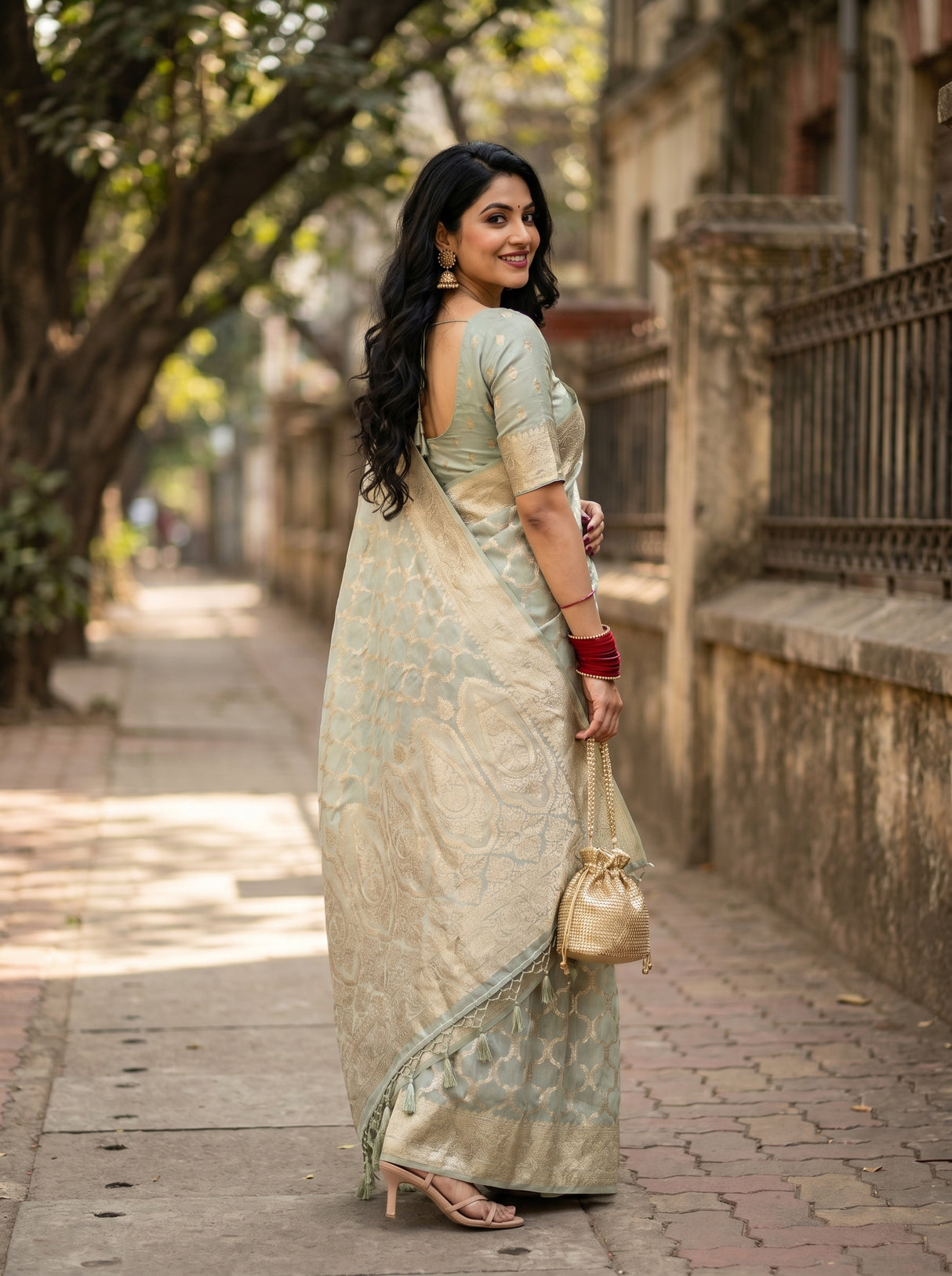 MIMOSA Grey Banarasi Art Silk Saree β pose 9 styling detail