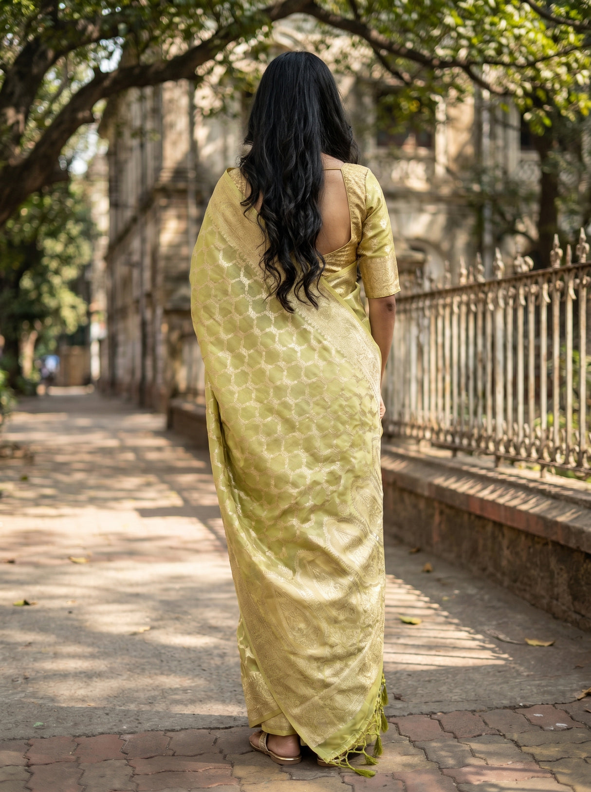 MIMOSA Olive Banarasi Art Silk Saree β Unstitched Blouse Fabric