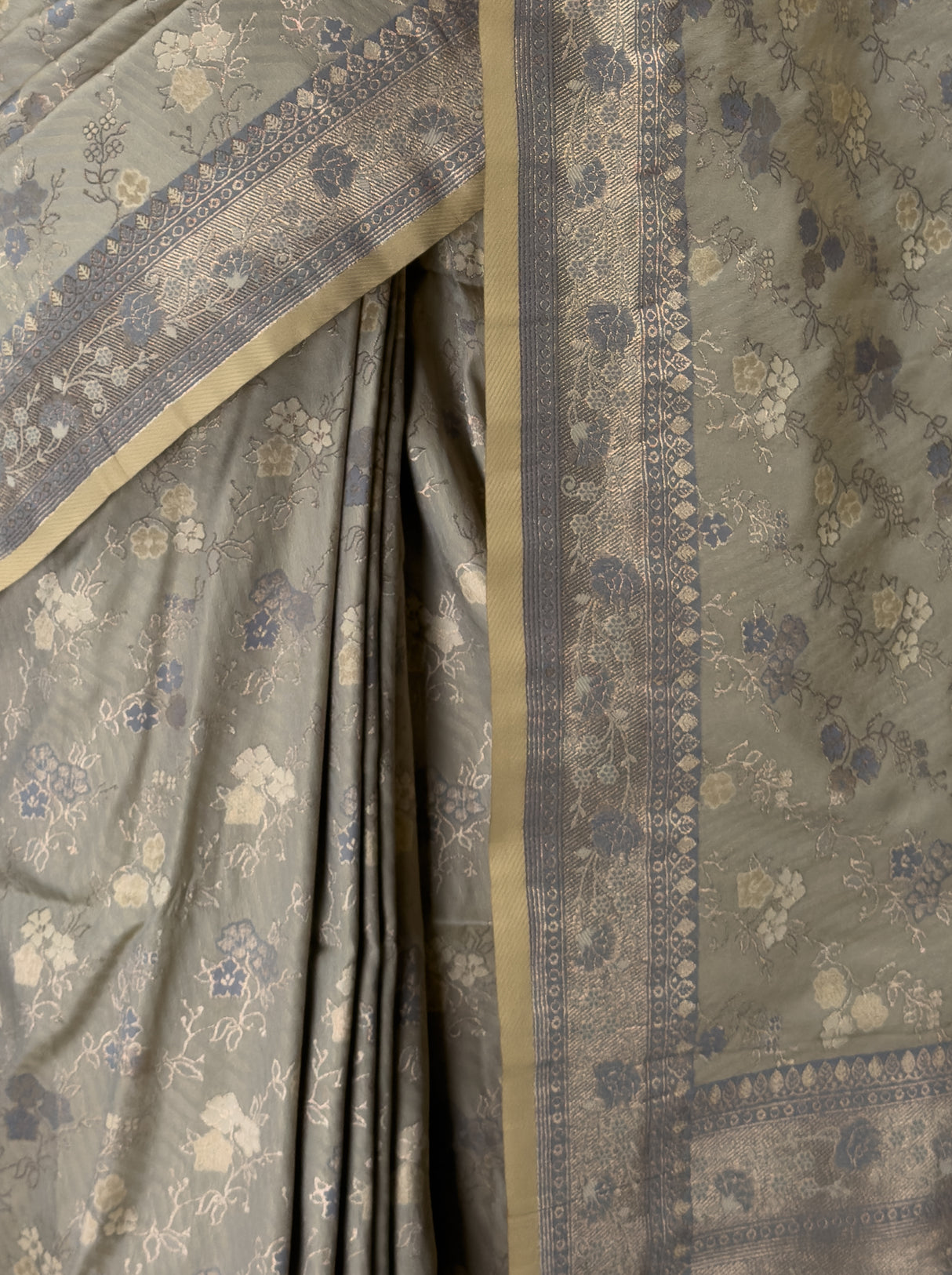MIMOSA Grey Kanjivaram Art Silk Saree β fleets shot full lifestyle