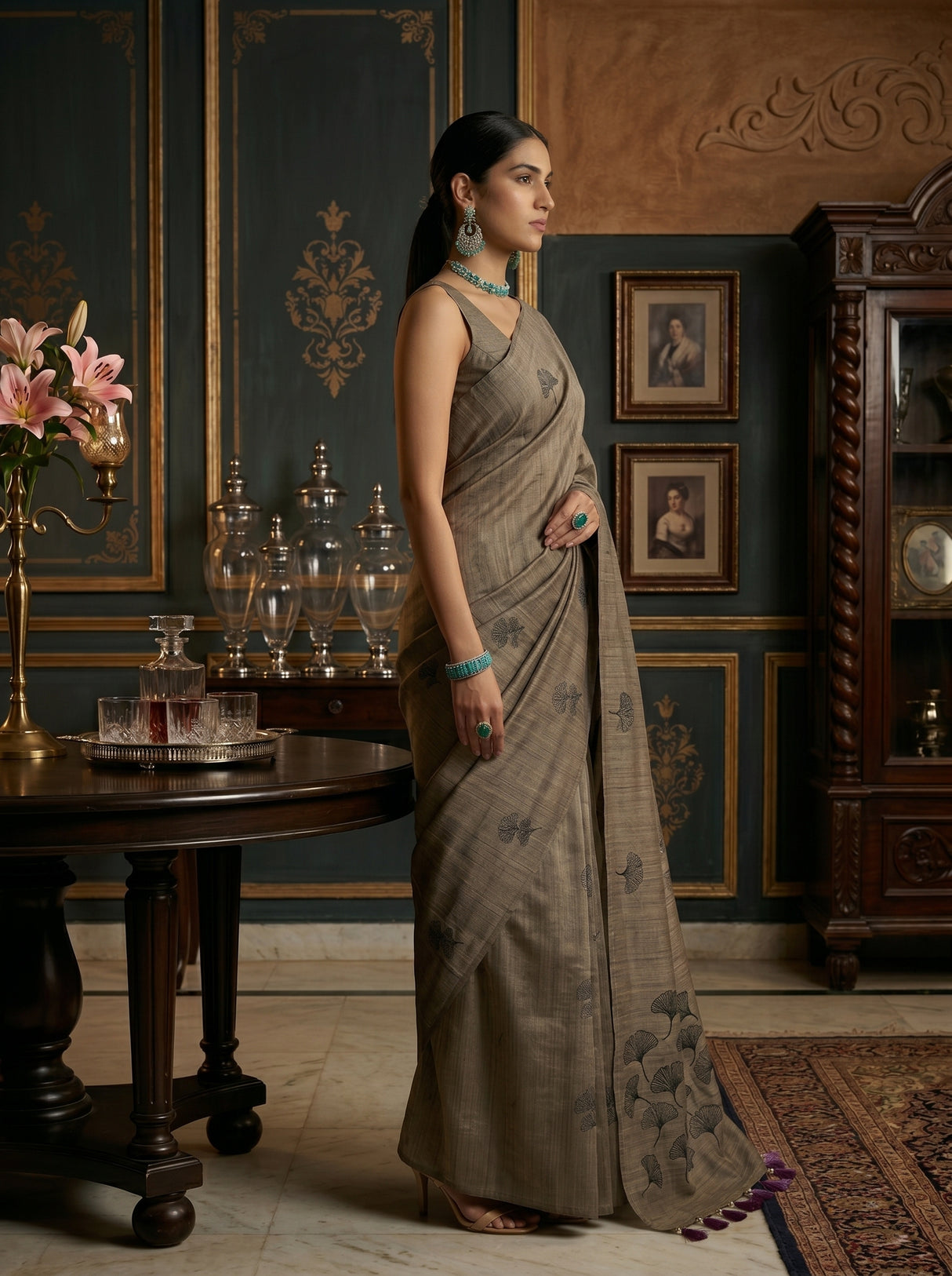 MIMOSA Saree Saree — pose 3 styling detail