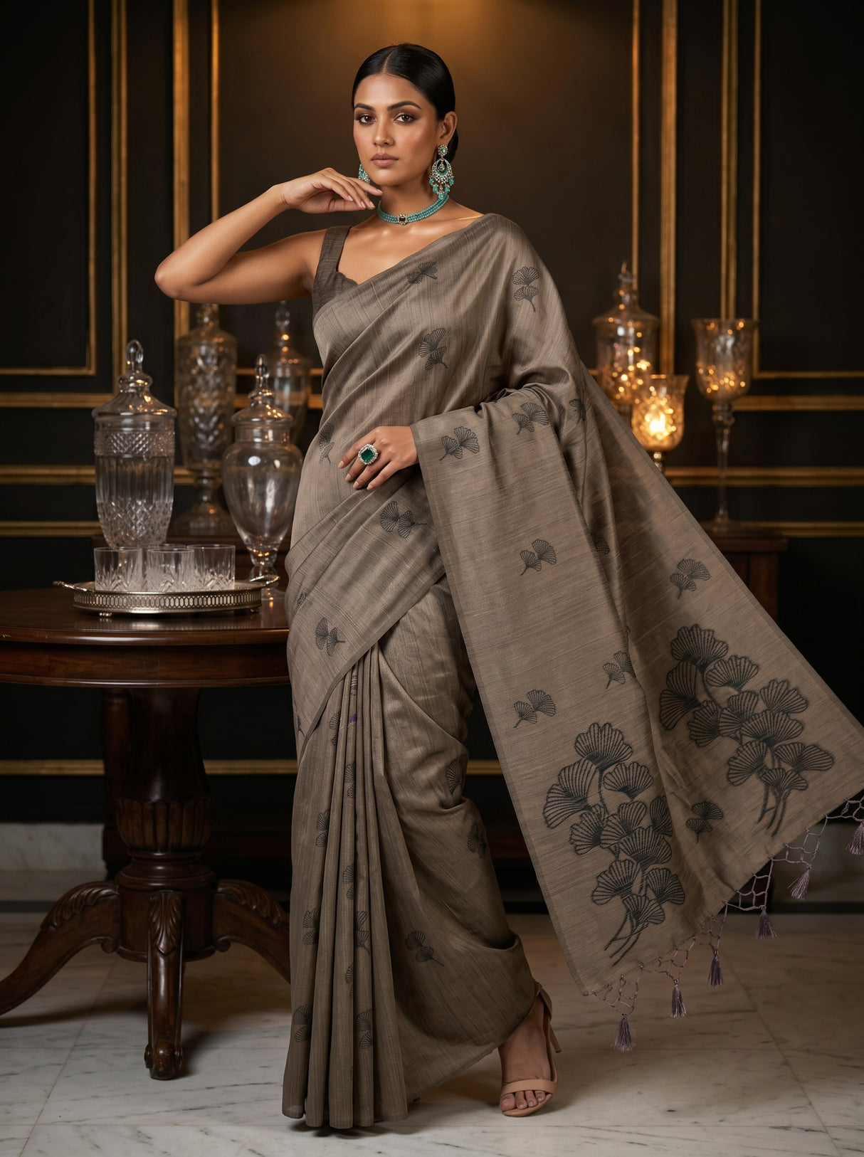 MIMOSA Saree Saree — pose 5 styling detail