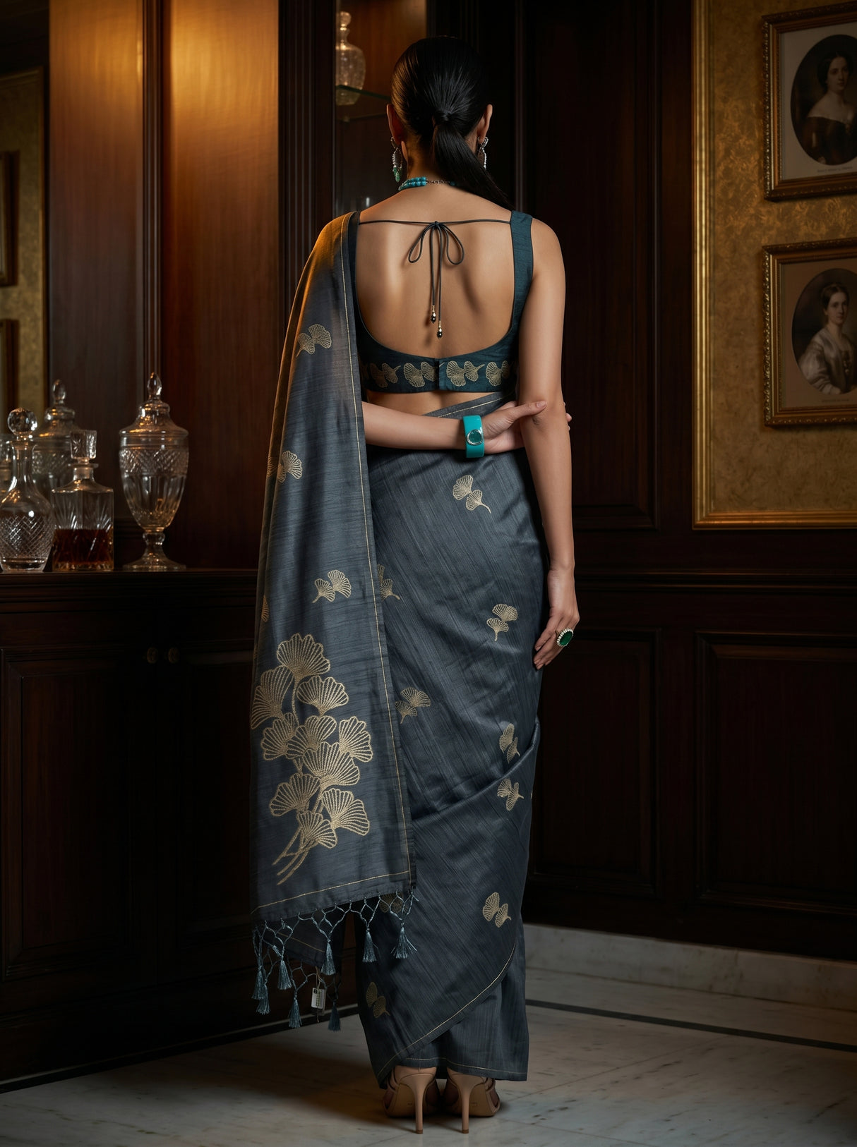 MIMOSA Saree Saree — pose 2 styling detail
