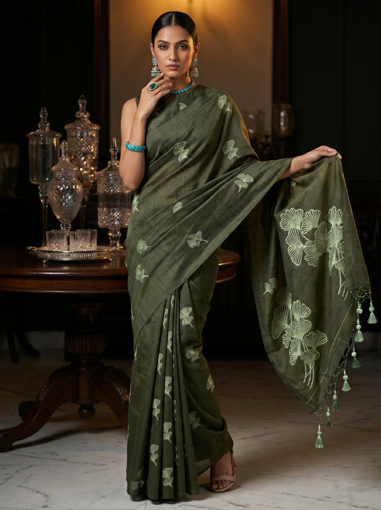 MIMOSA Saree Saree — pose 5 styling detail
