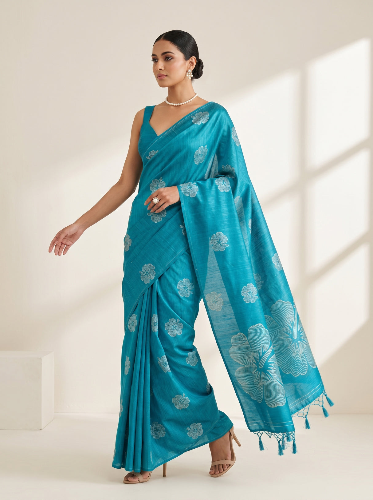 MIMOSA Saree Saree — pose 9 styling detail