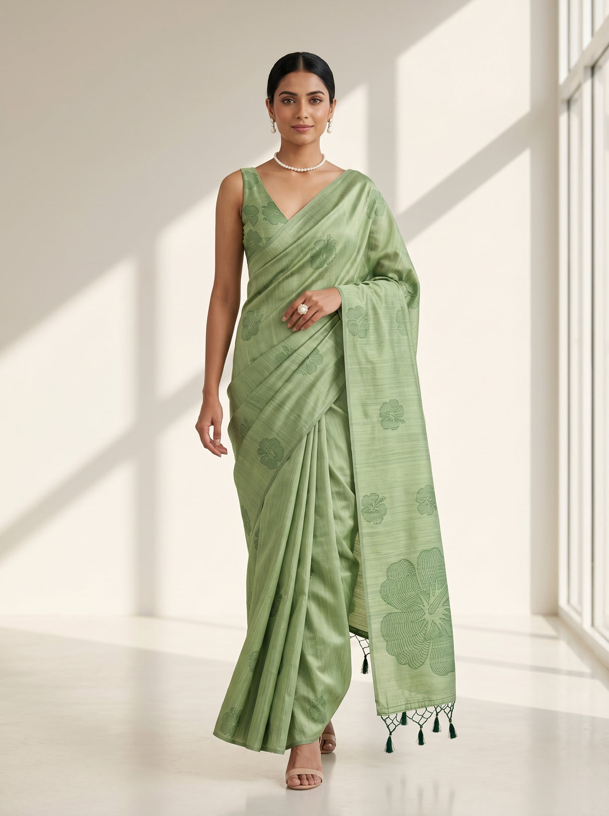 MIMOSA Saree Saree — pose 6 styling detail