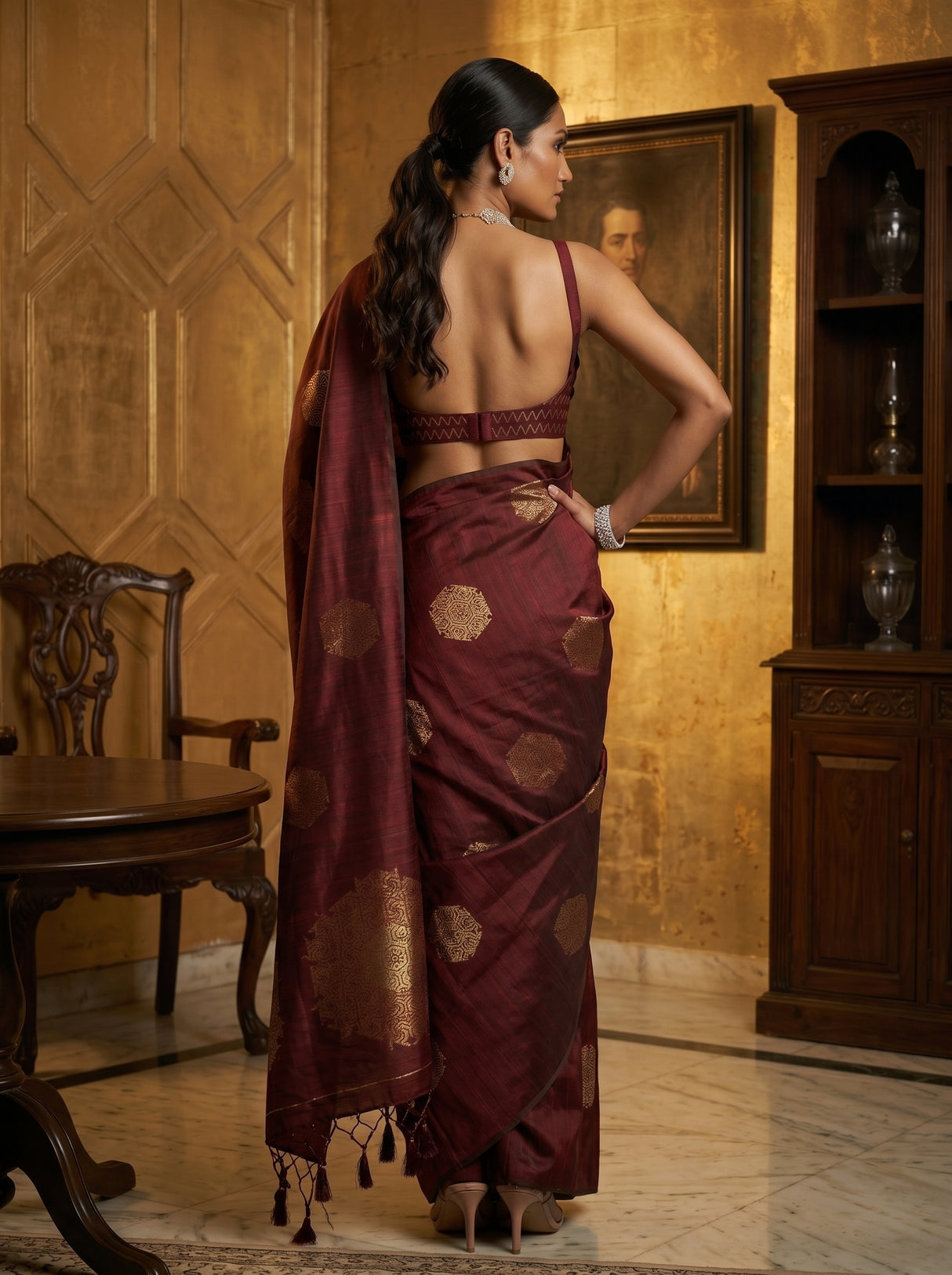 MIMOSA Saree Saree — pose 2 styling detail