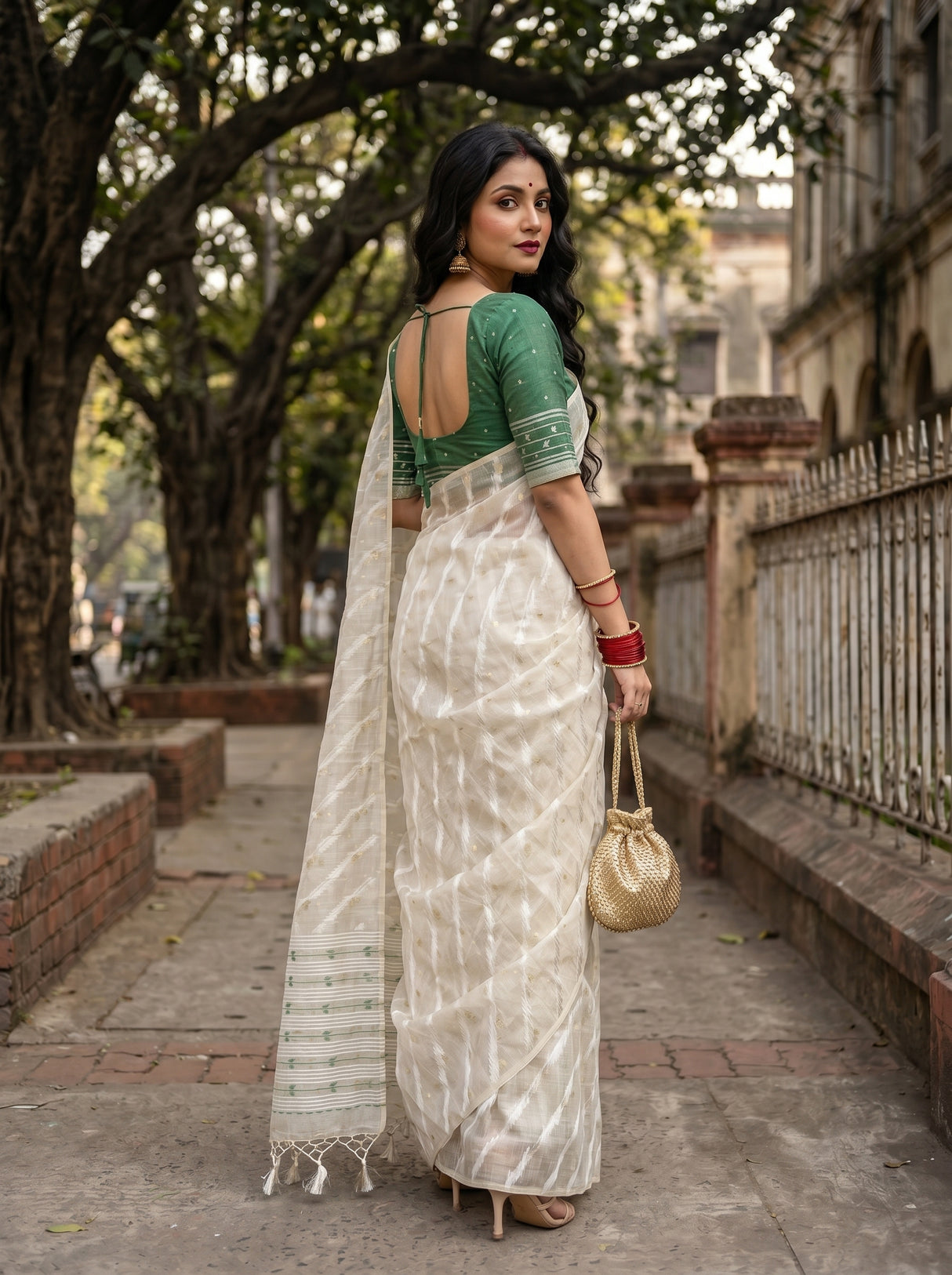 MIMOSA Saree Saree — pose 9 styling detail
