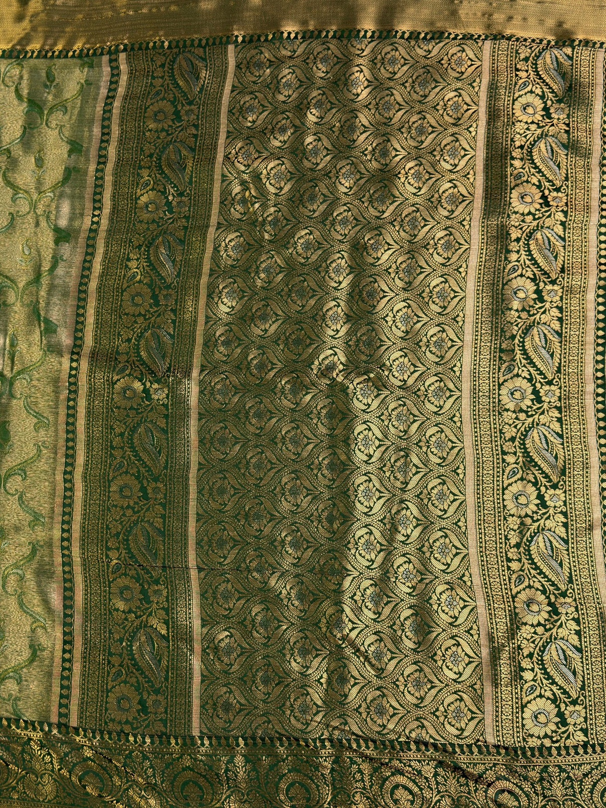 MIMOSA Green Kanjivaram Art Silk Saree — pallu and zari work detail