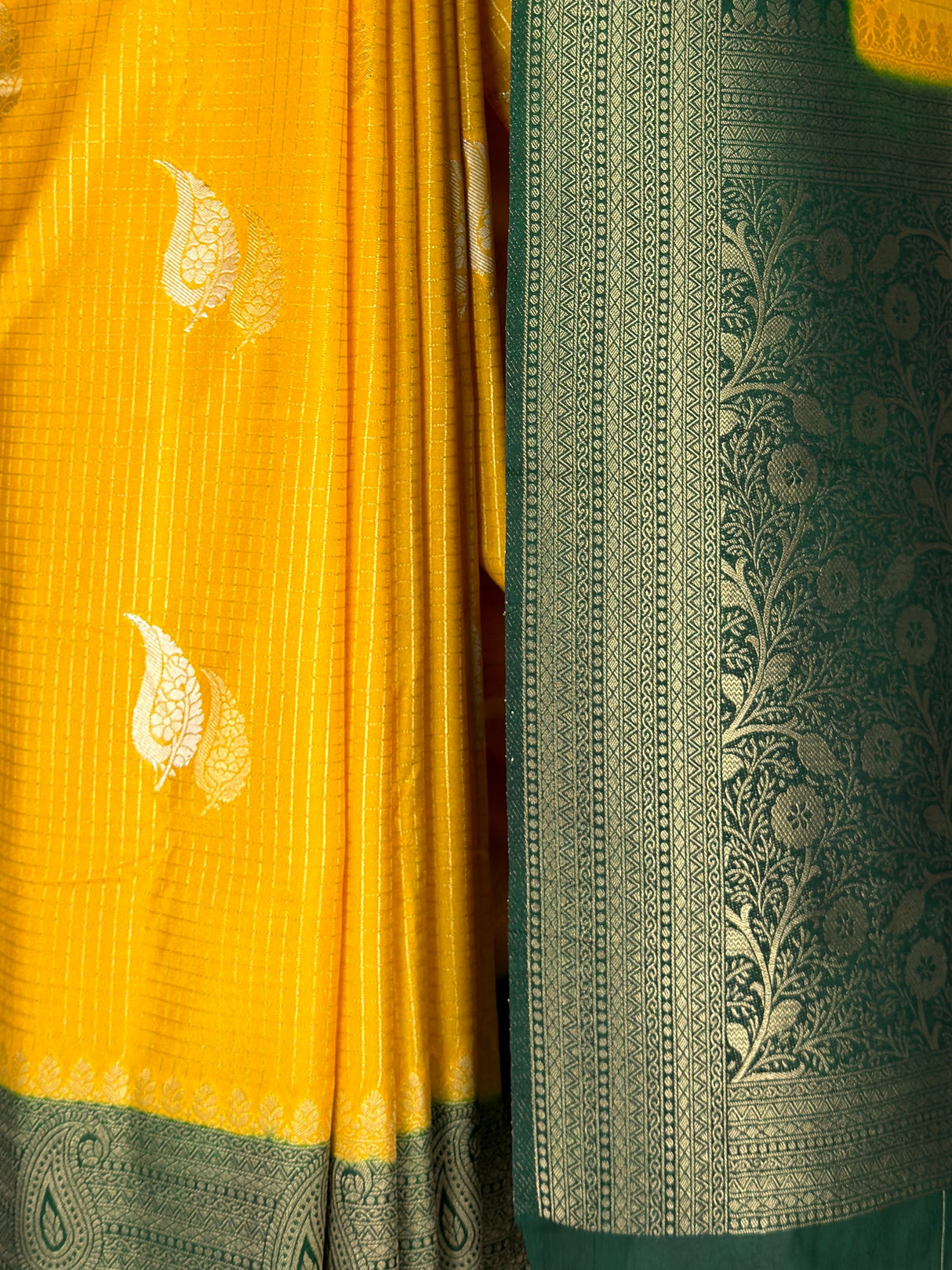 MIMOSA Gold Saree Saree — fleets shot full lifestyle