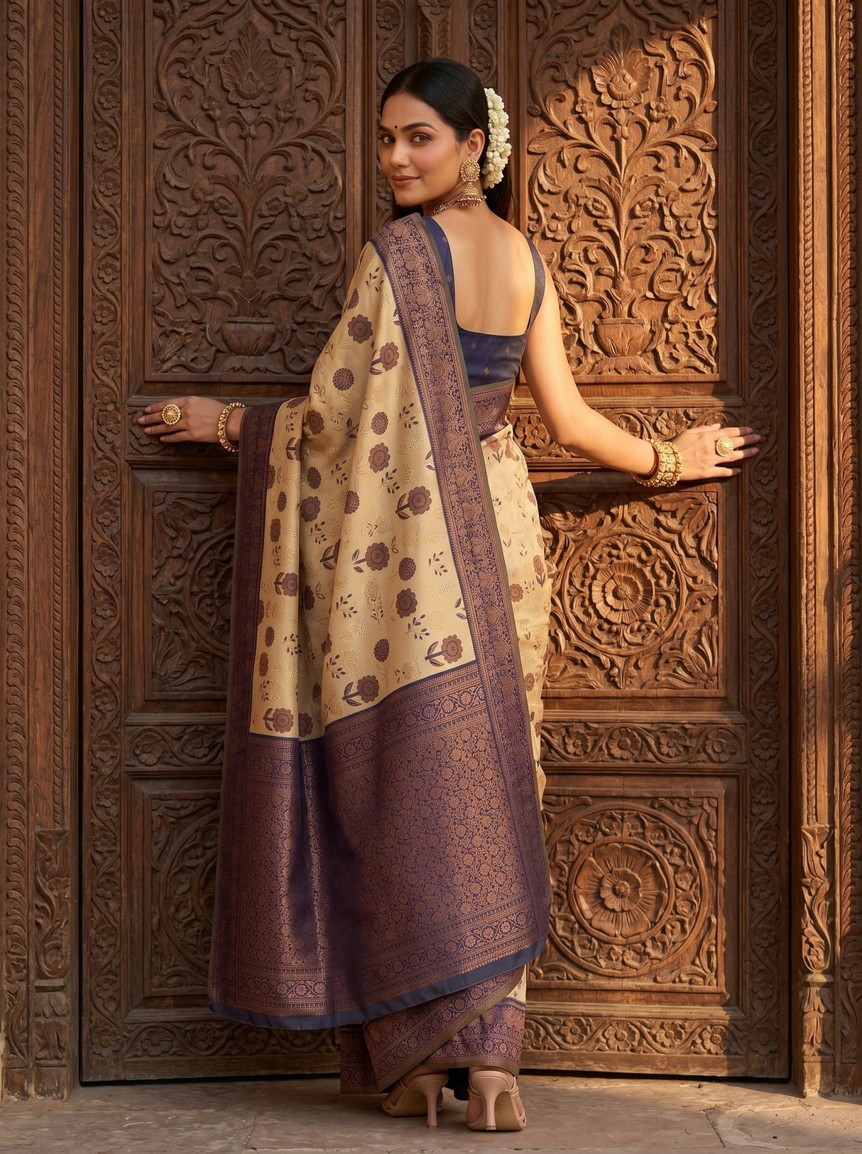 MIMOSA Saree Saree — pose 7 styling detail